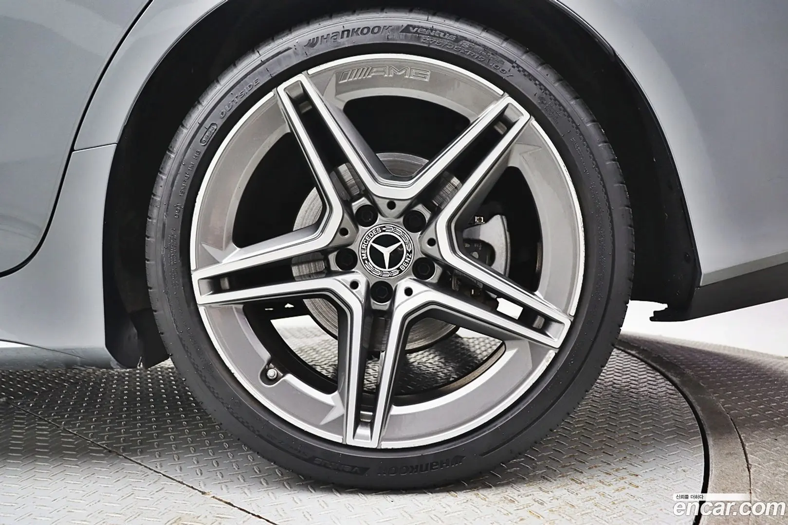 Mercedes-Benz CLS-Class CLS300d AMG Line