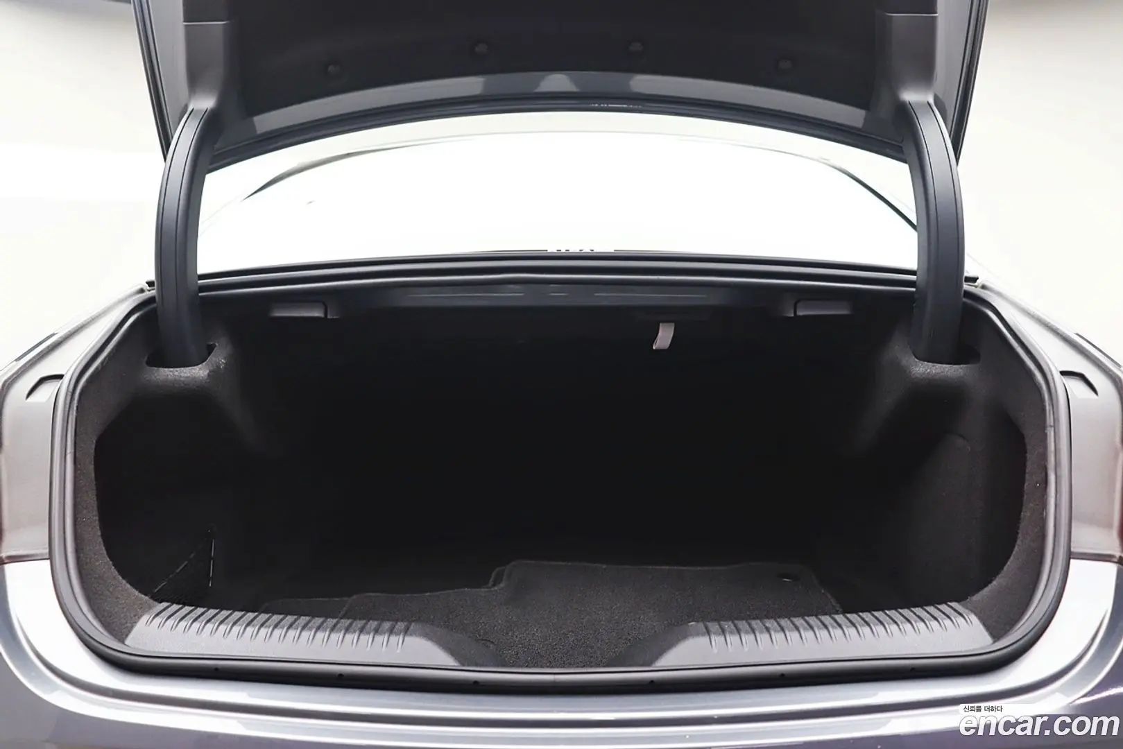 Mercedes-Benz CLS-Class CLS300d AMG Line