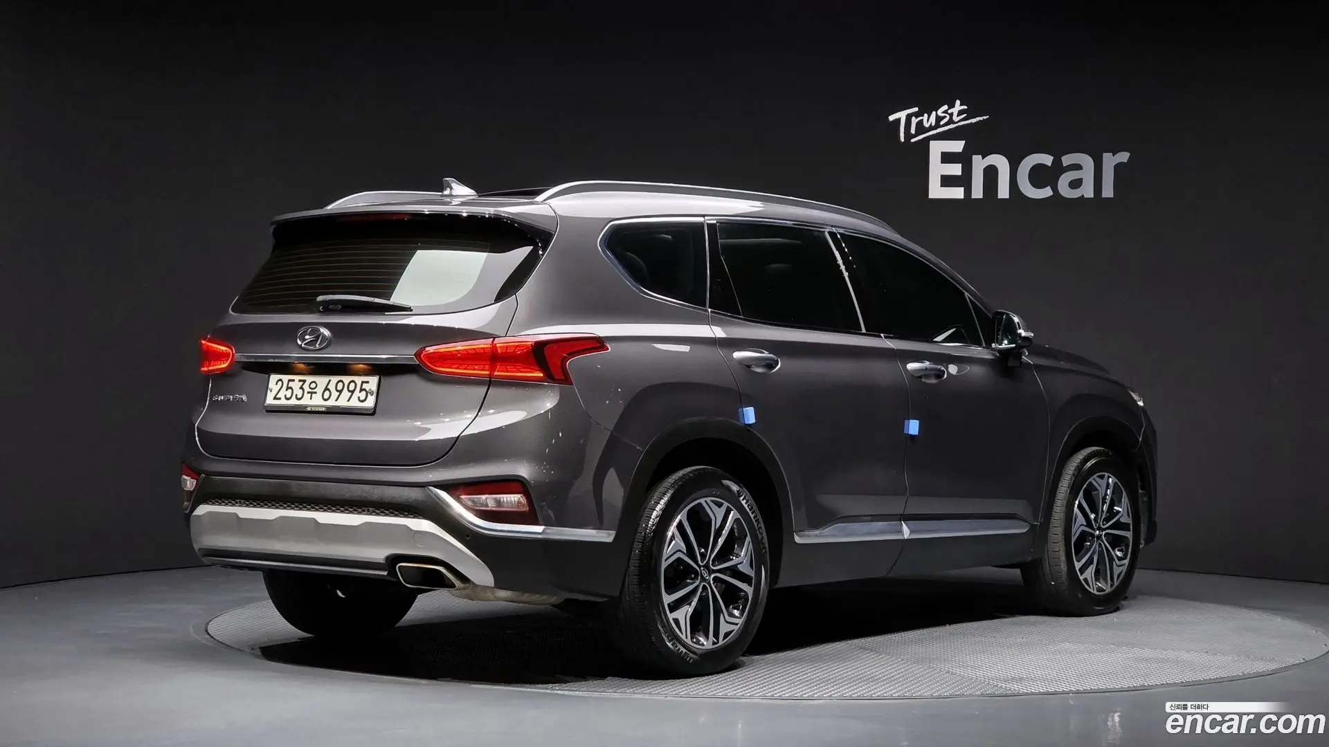 Hyundai Santafe Gasoline 2.0T 2WD