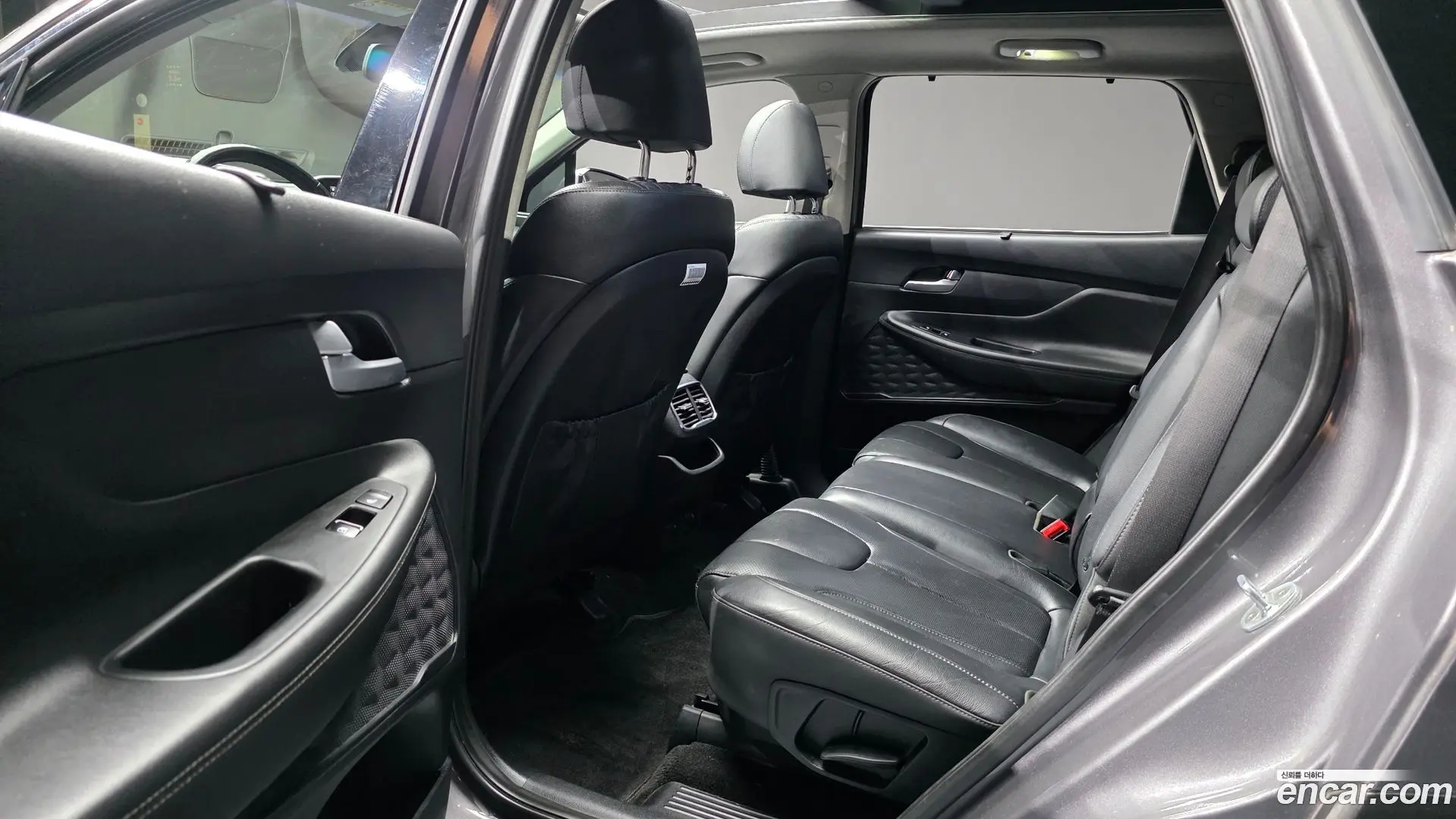 Hyundai Santafe Gasoline 2.0T 2WD