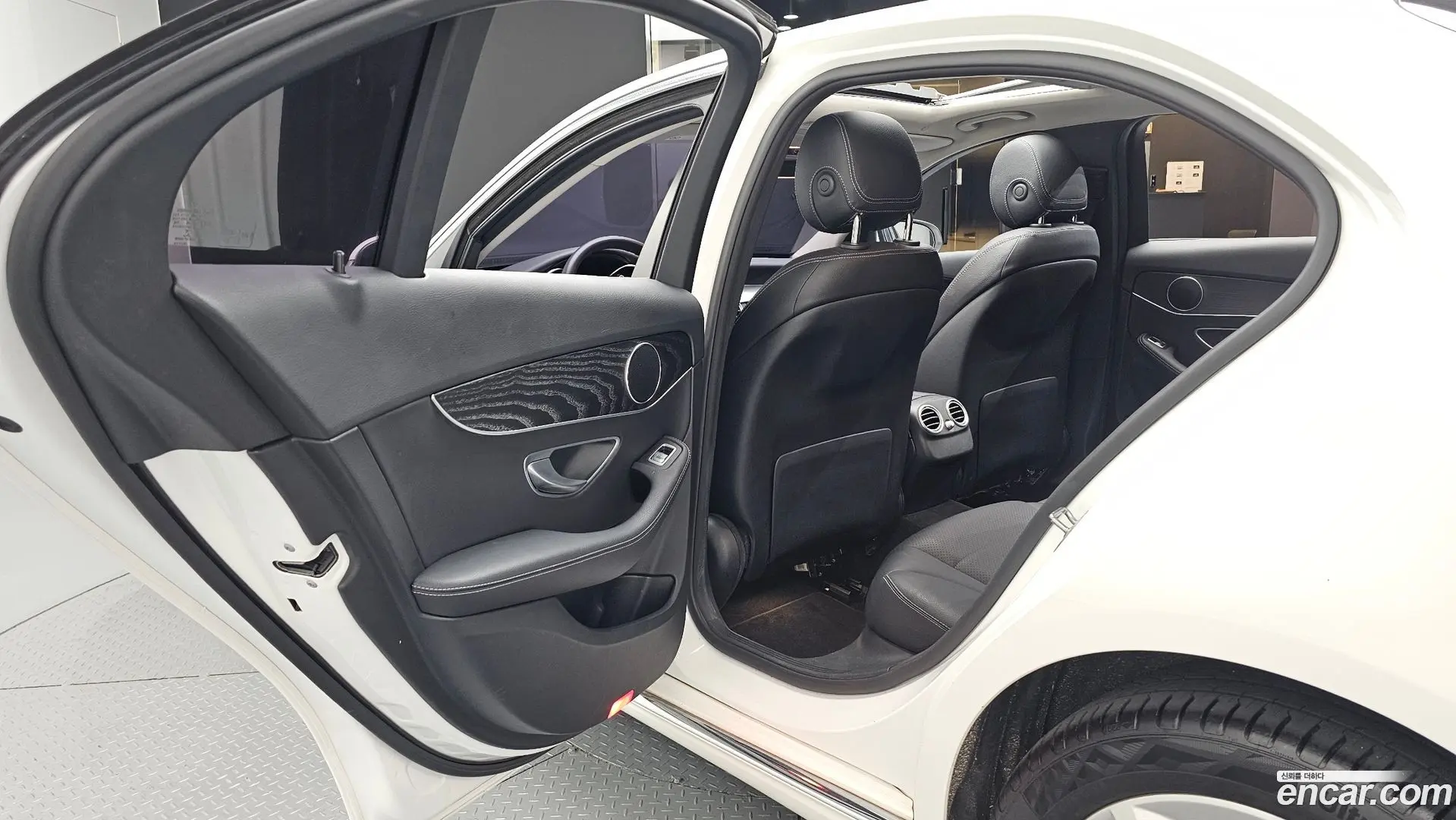 Mercedes-Benz C-Class C220 d Avantgarde