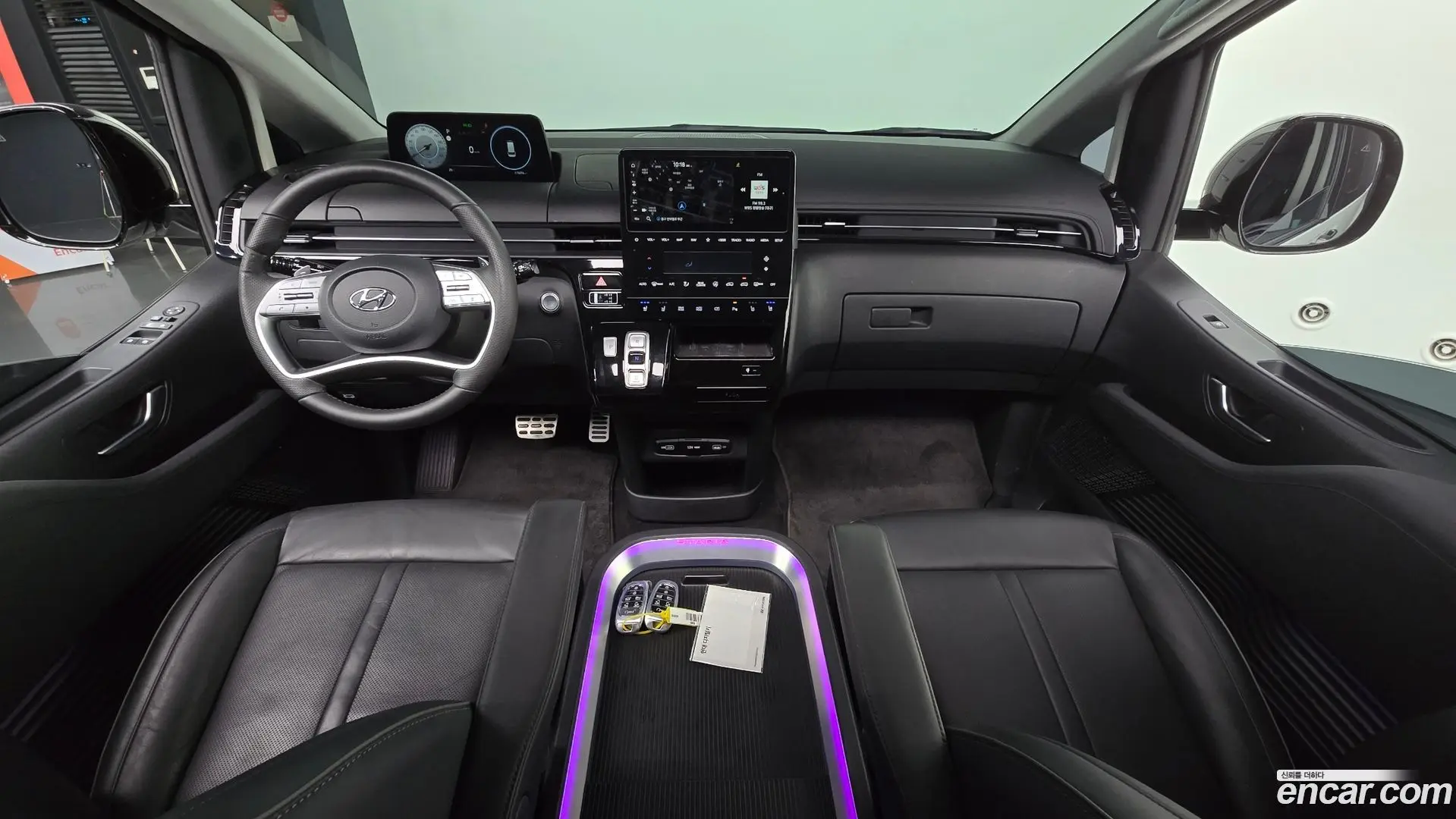 Hyundai Staria L3.5 Lounge 7-Seater