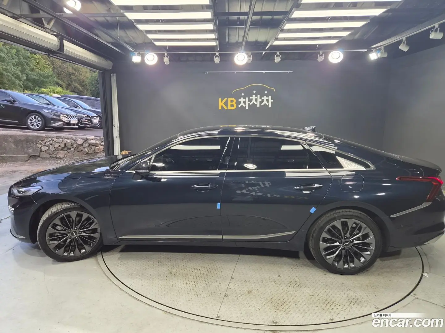 Kia K8 2.5 Gasoline 2WD 2021