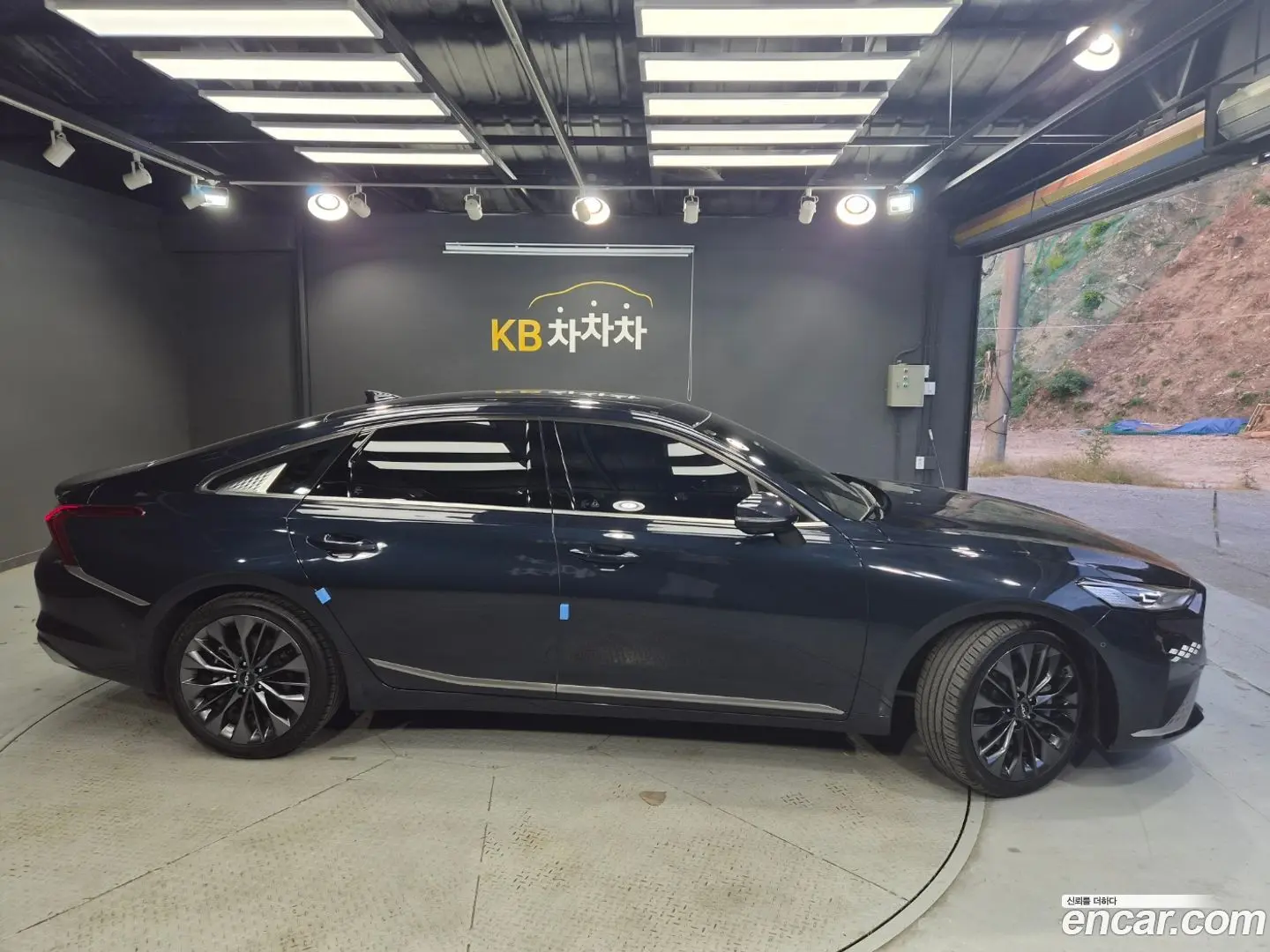 Kia K8 2.5 Gasoline 2WD 2021