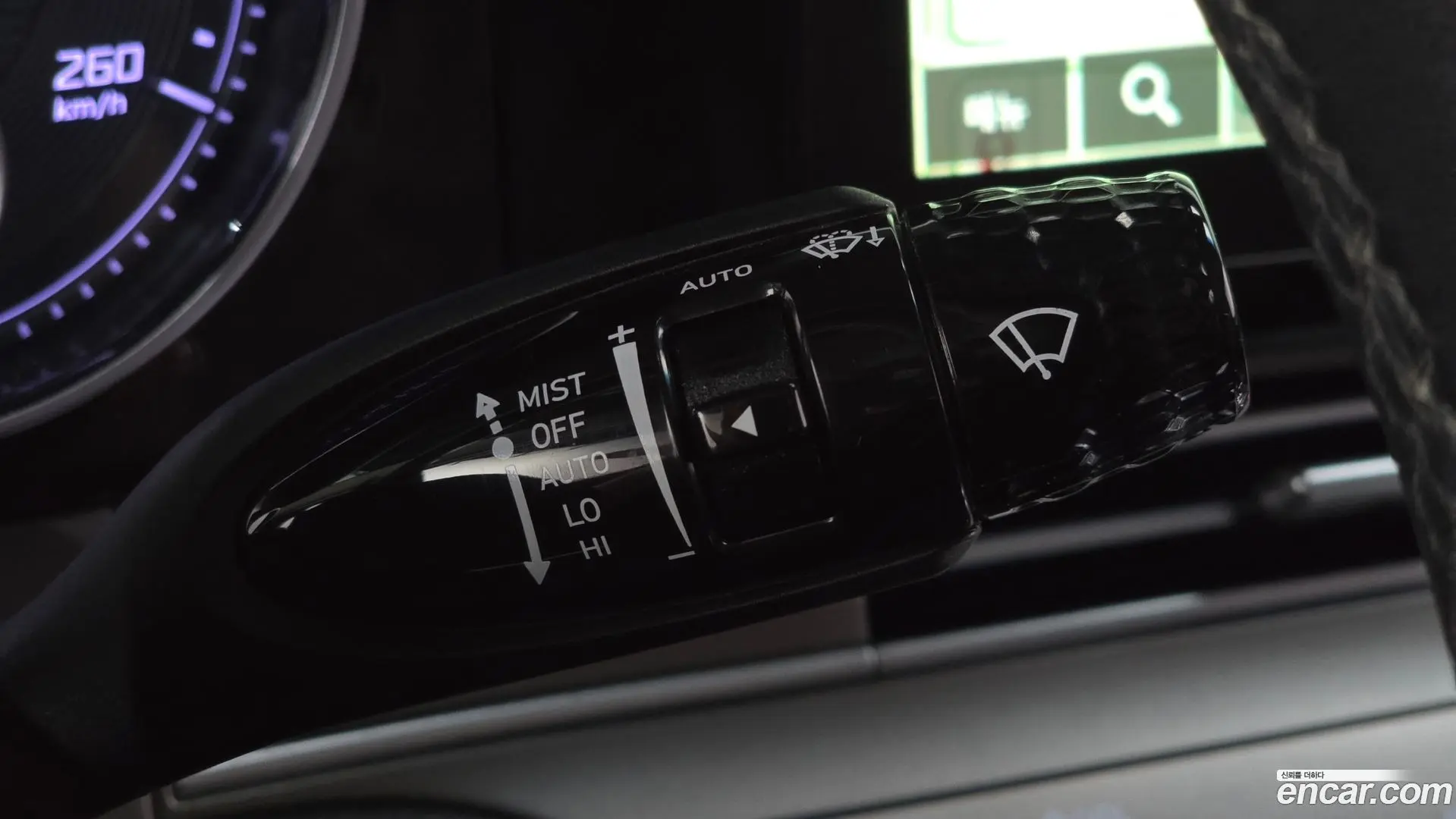 Hyundai Grandeur 3.3