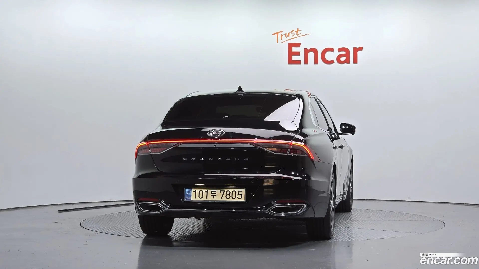 Hyundai Grandeur 3.3