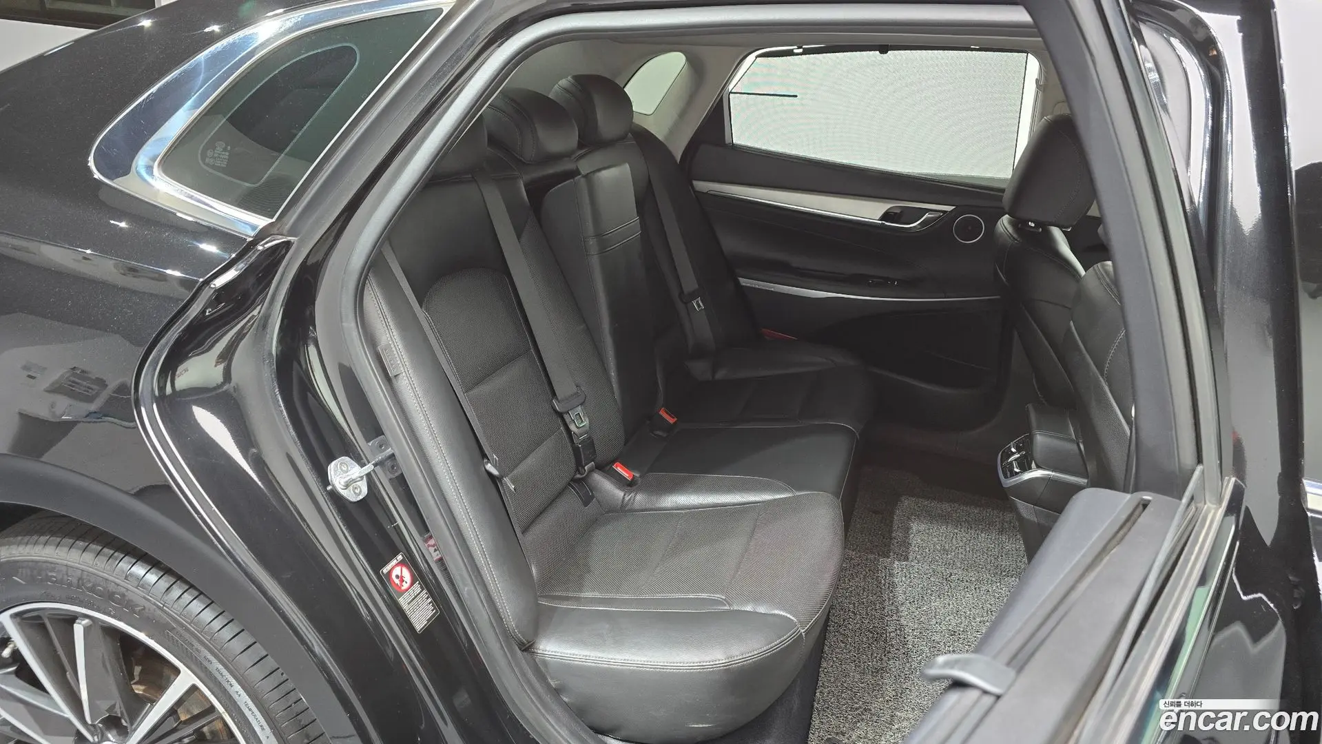 Hyundai Grandeur 3.3