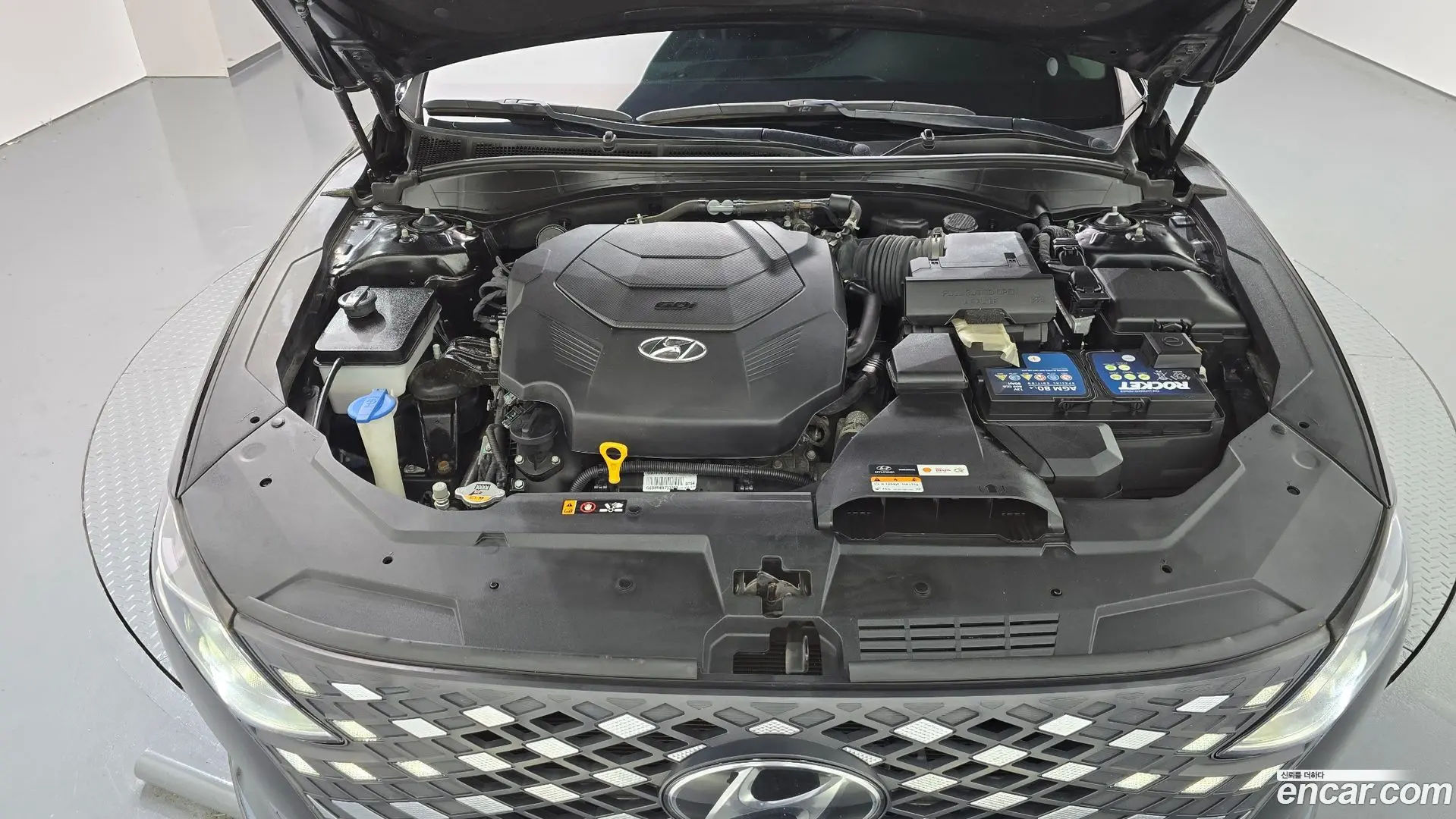 Hyundai Grandeur 3.3