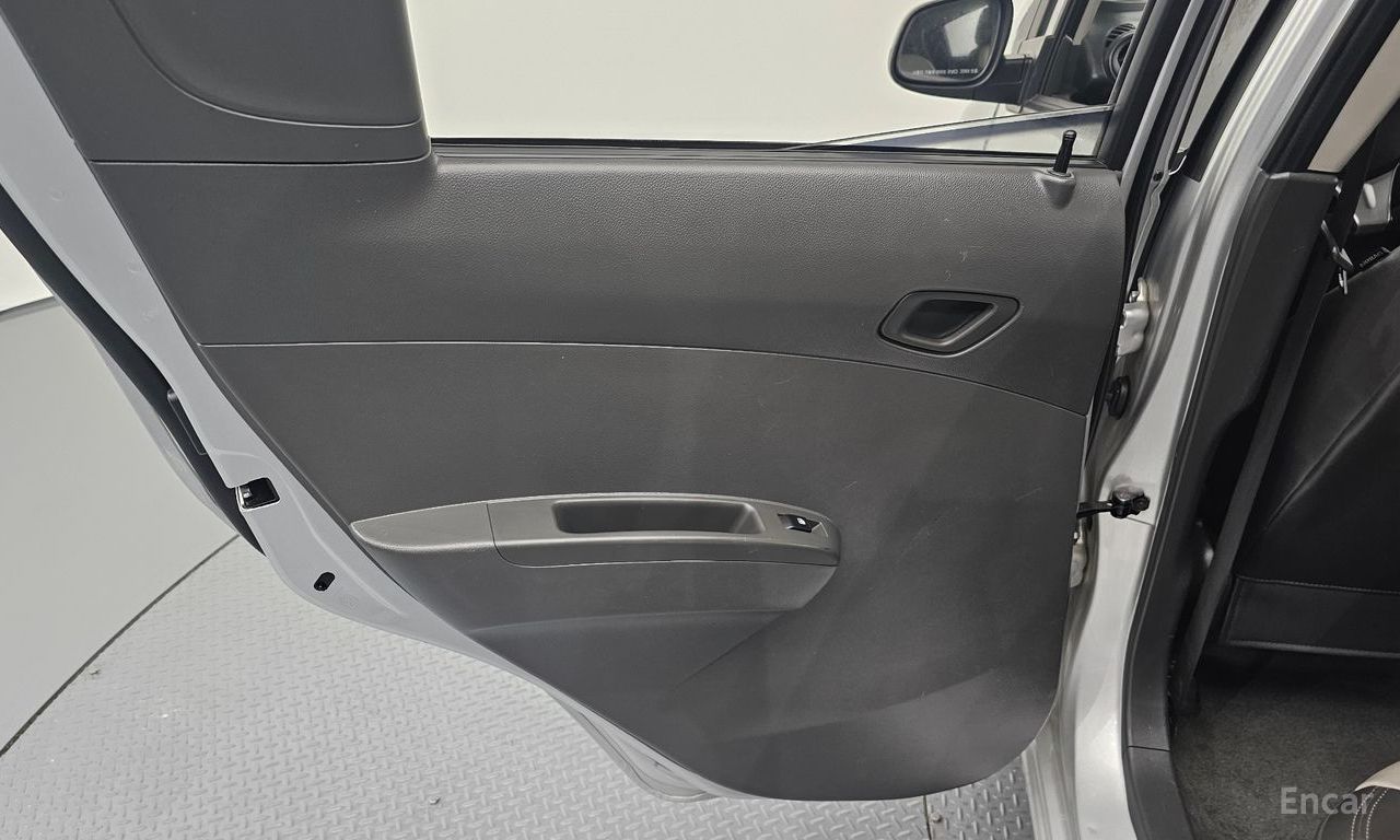 Chevrolet (GM Daewoo) Spark LS 2012