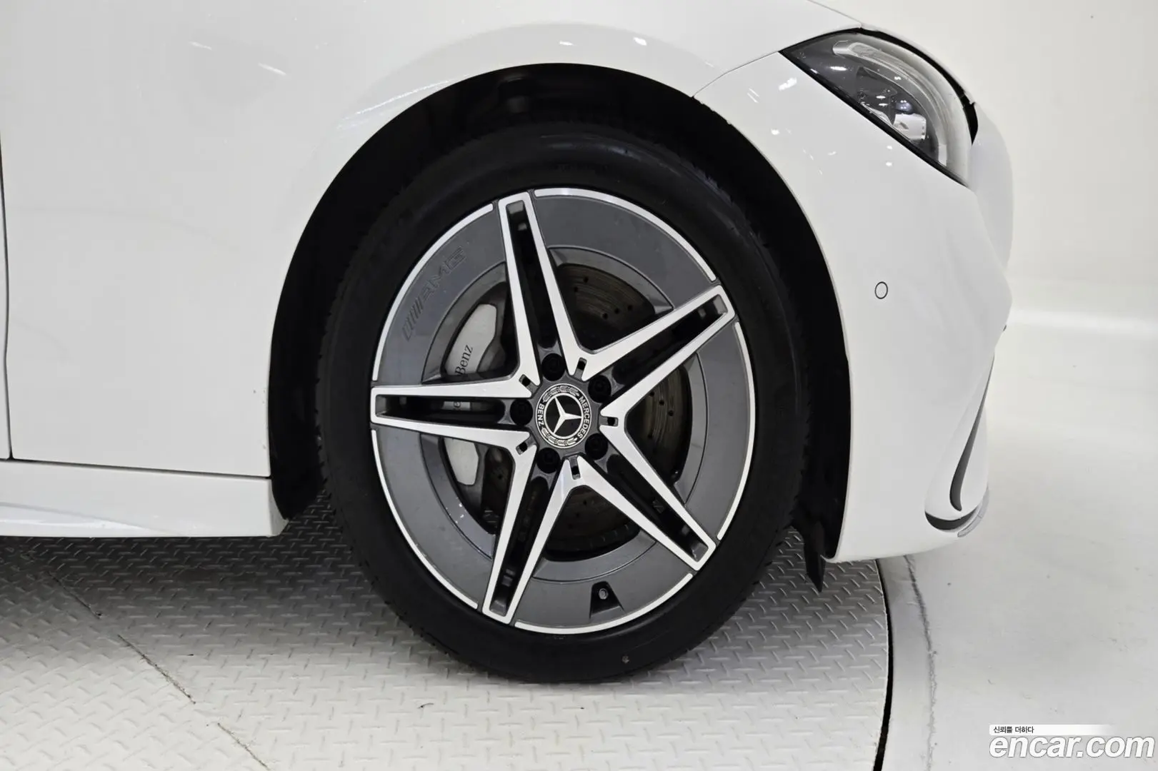 Mercedes-Benz C-Class C200 AMG Line