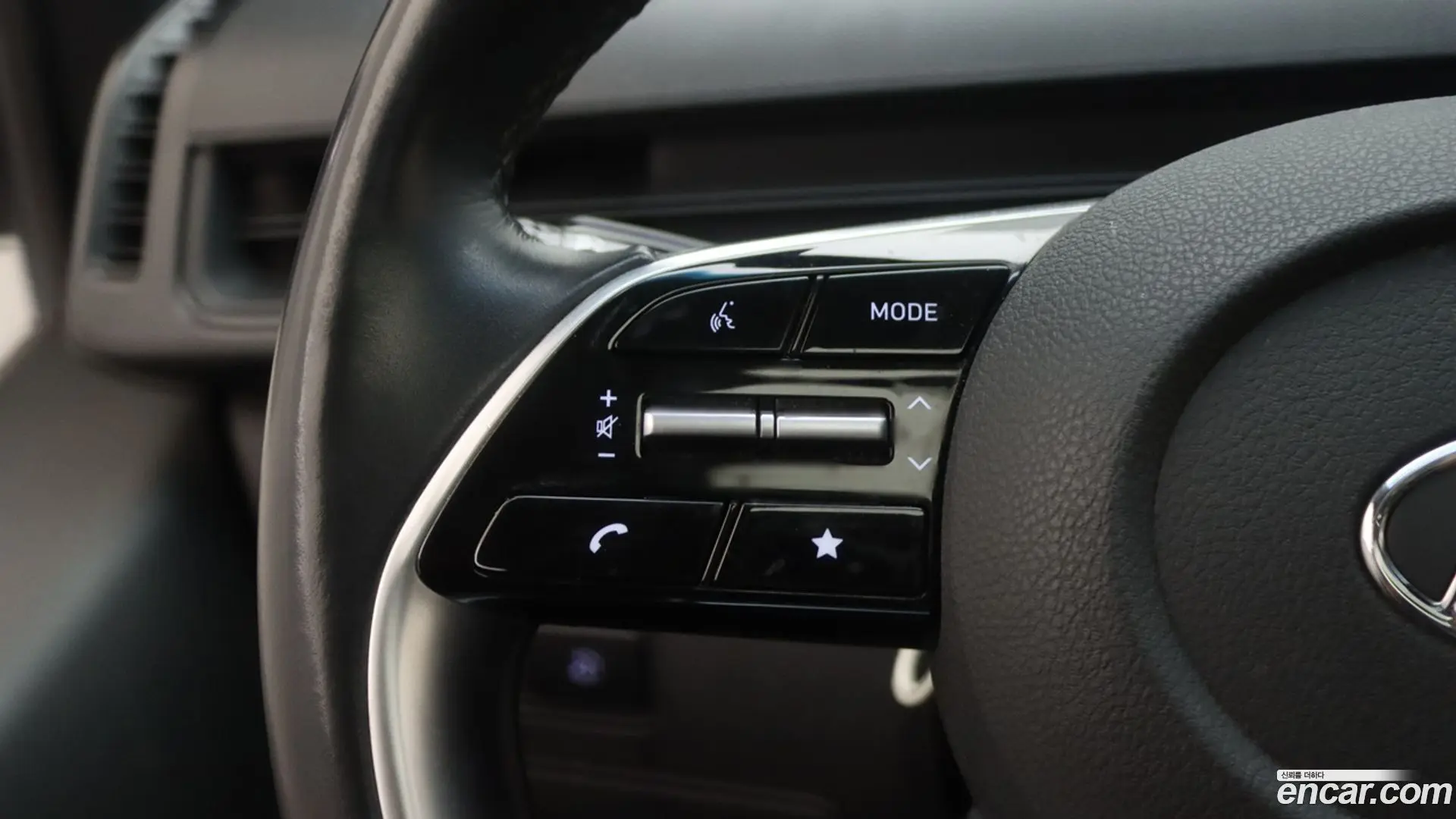 Hyundai Staria Tourer 9-Seater 2021