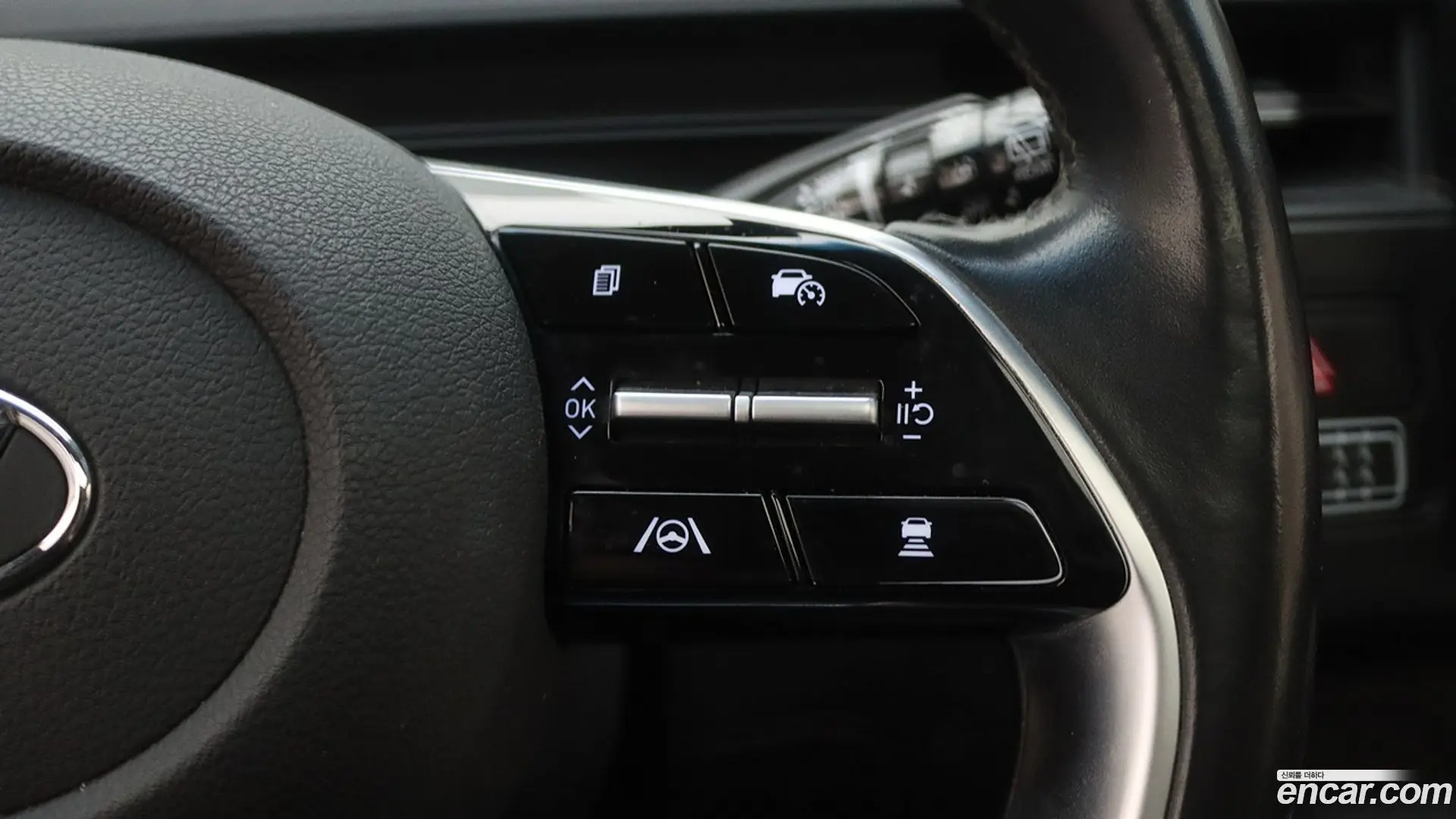 Hyundai Staria Tourer 9-Seater 2021