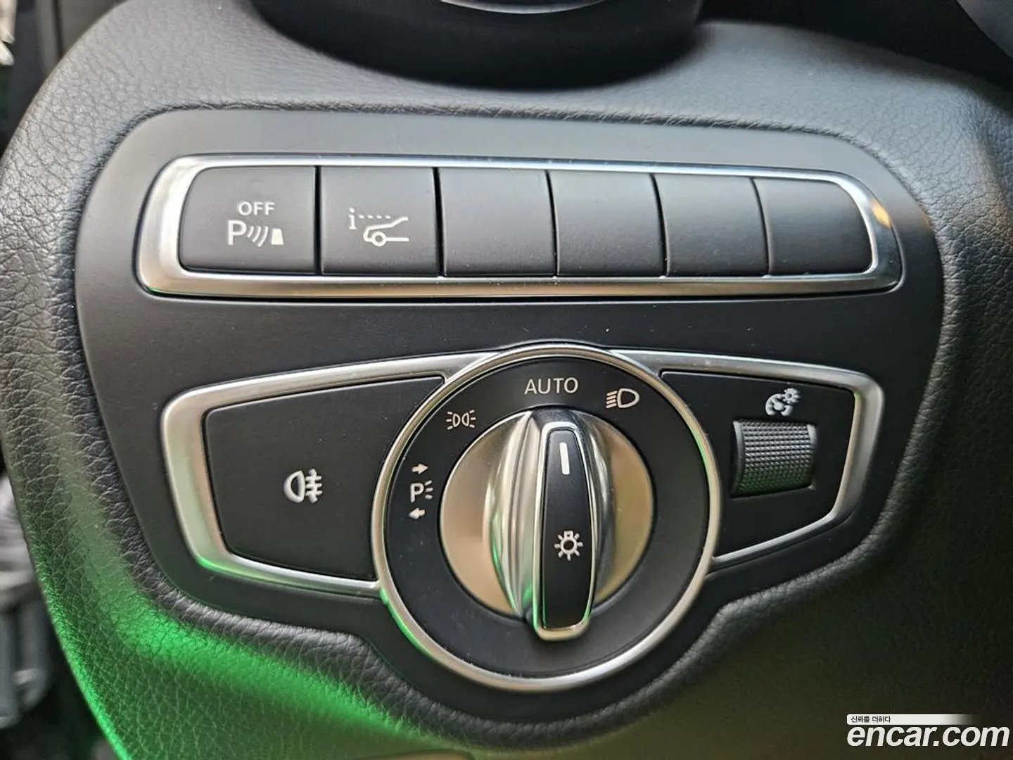 Mercedes-Benz C-Class C220 d Avantgarde 2016