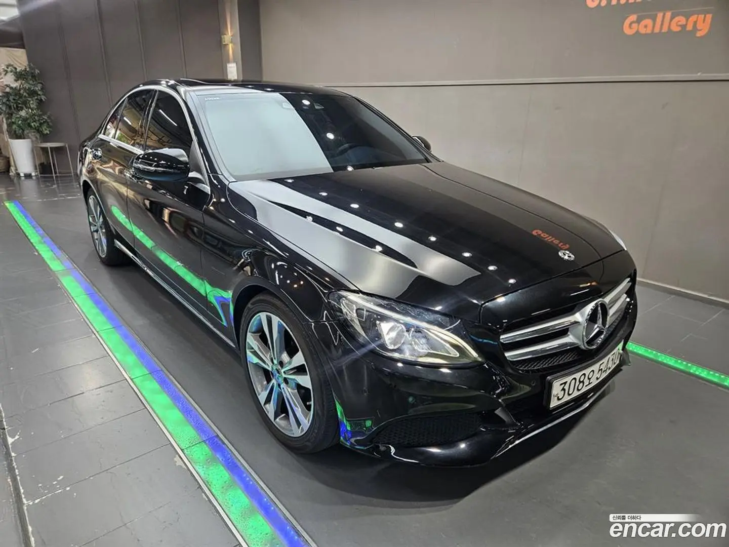 Mercedes-Benz C-Class C220 d Avantgarde 2016