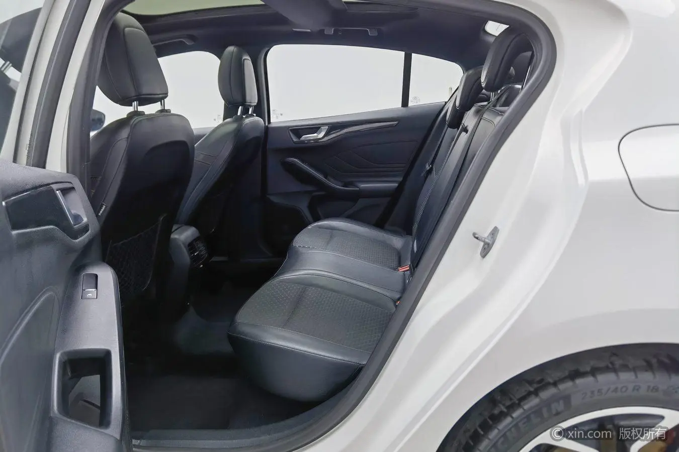 Ford Focus 2020 Sedan EcoBoost 180 Auto ST Line