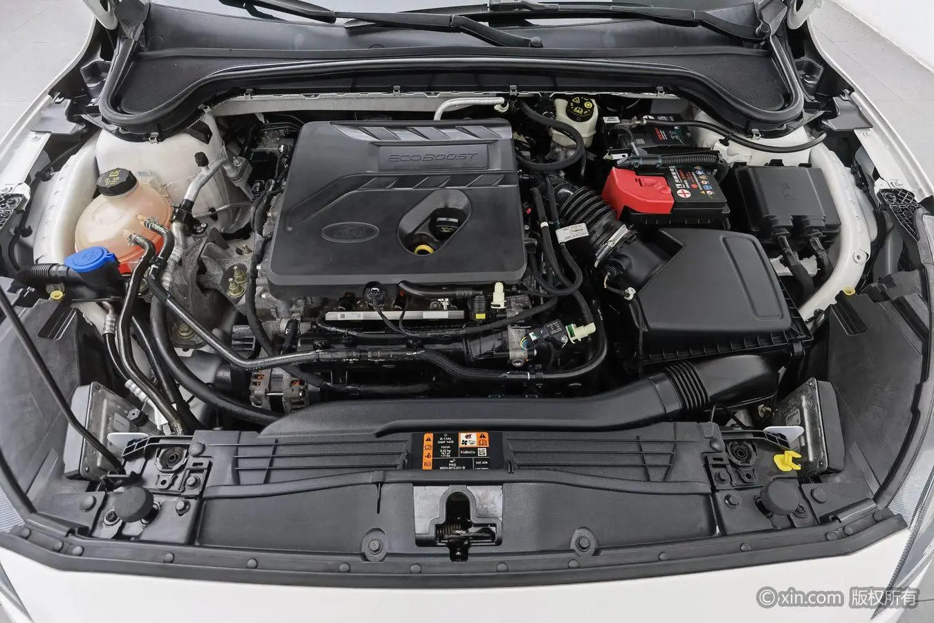 Ford Focus 2020 Sedan EcoBoost 180 Auto ST Line