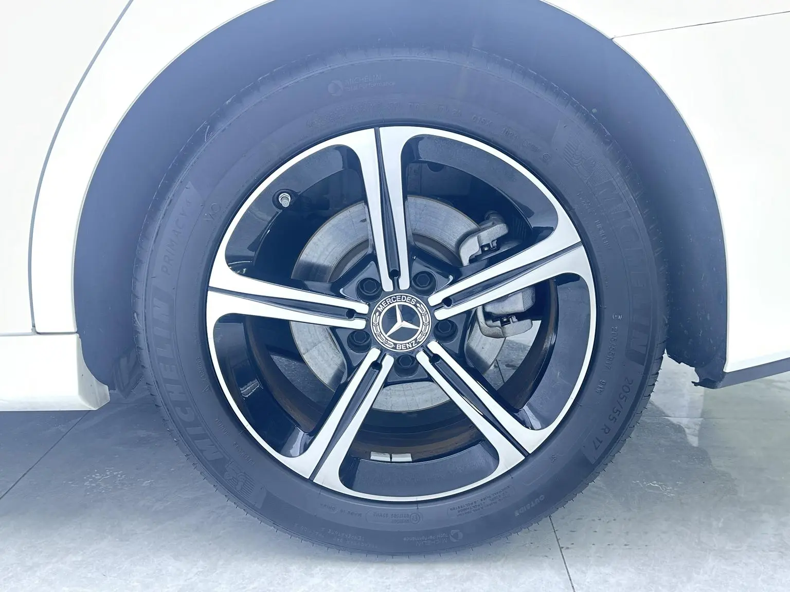 Mercedes-Benz A Class 2024 2nd Facelift A 200 L Fashion