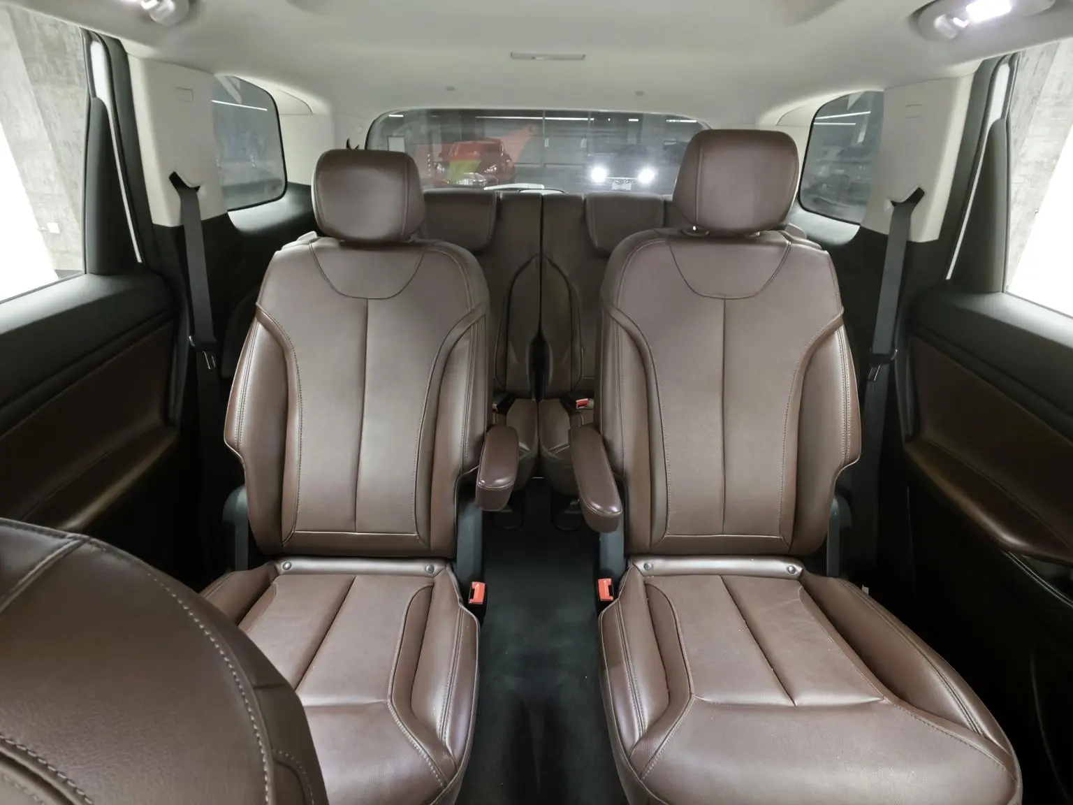 Buick GL6 2019 18T 6 seat Connected Premium China V