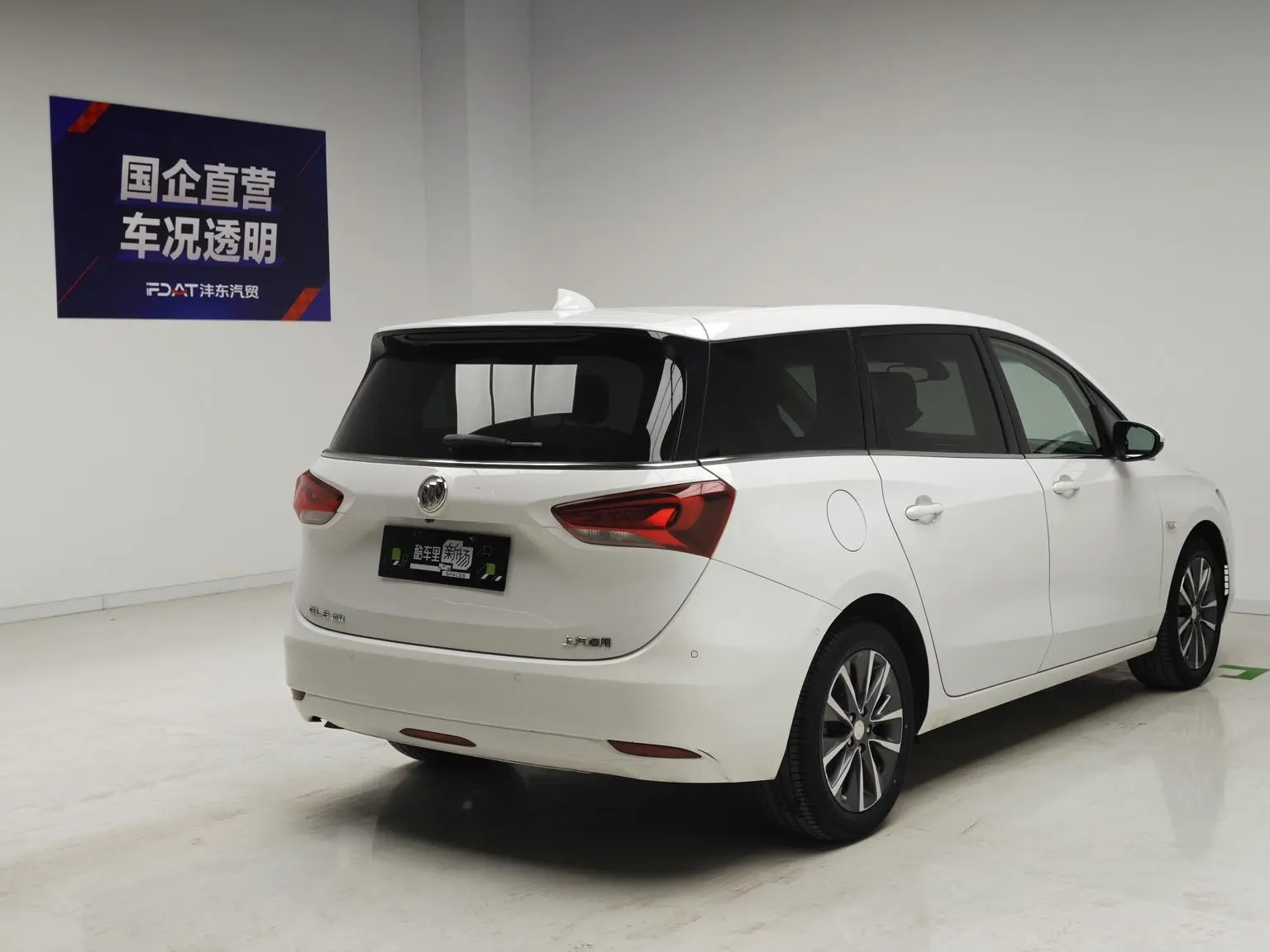 Buick GL6 2019 18T 6 seat Connected Premium China V