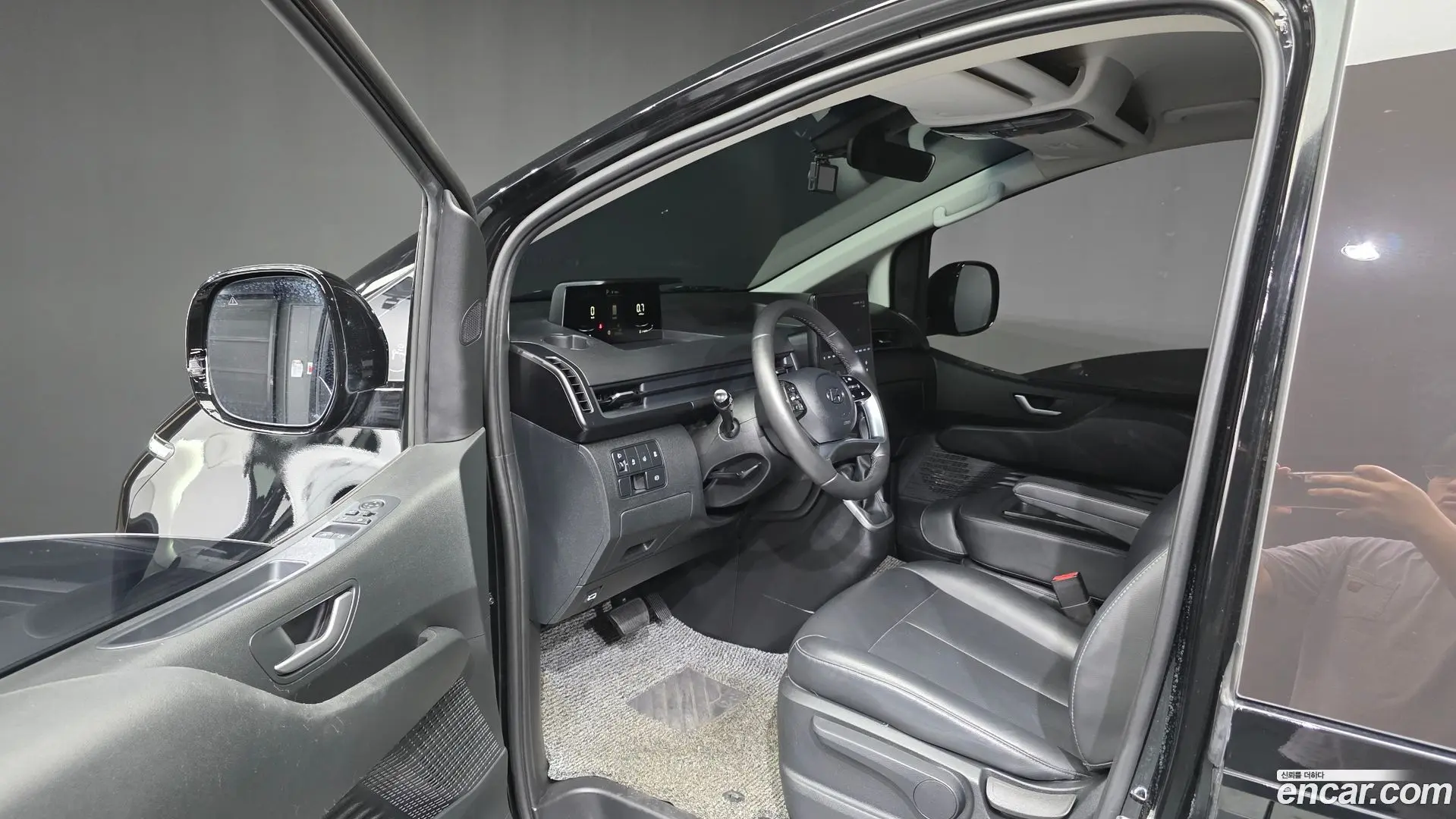 Hyundai Staria Cargo 3-Seater 2022