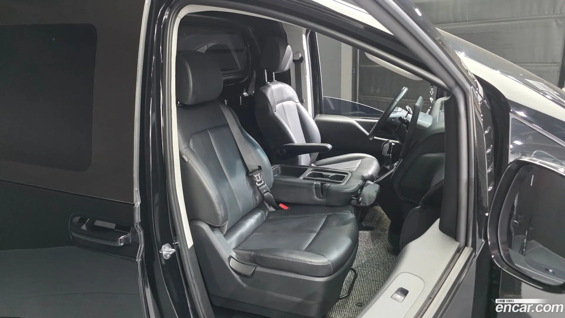 Hyundai Staria Cargo 3-Seater 2022