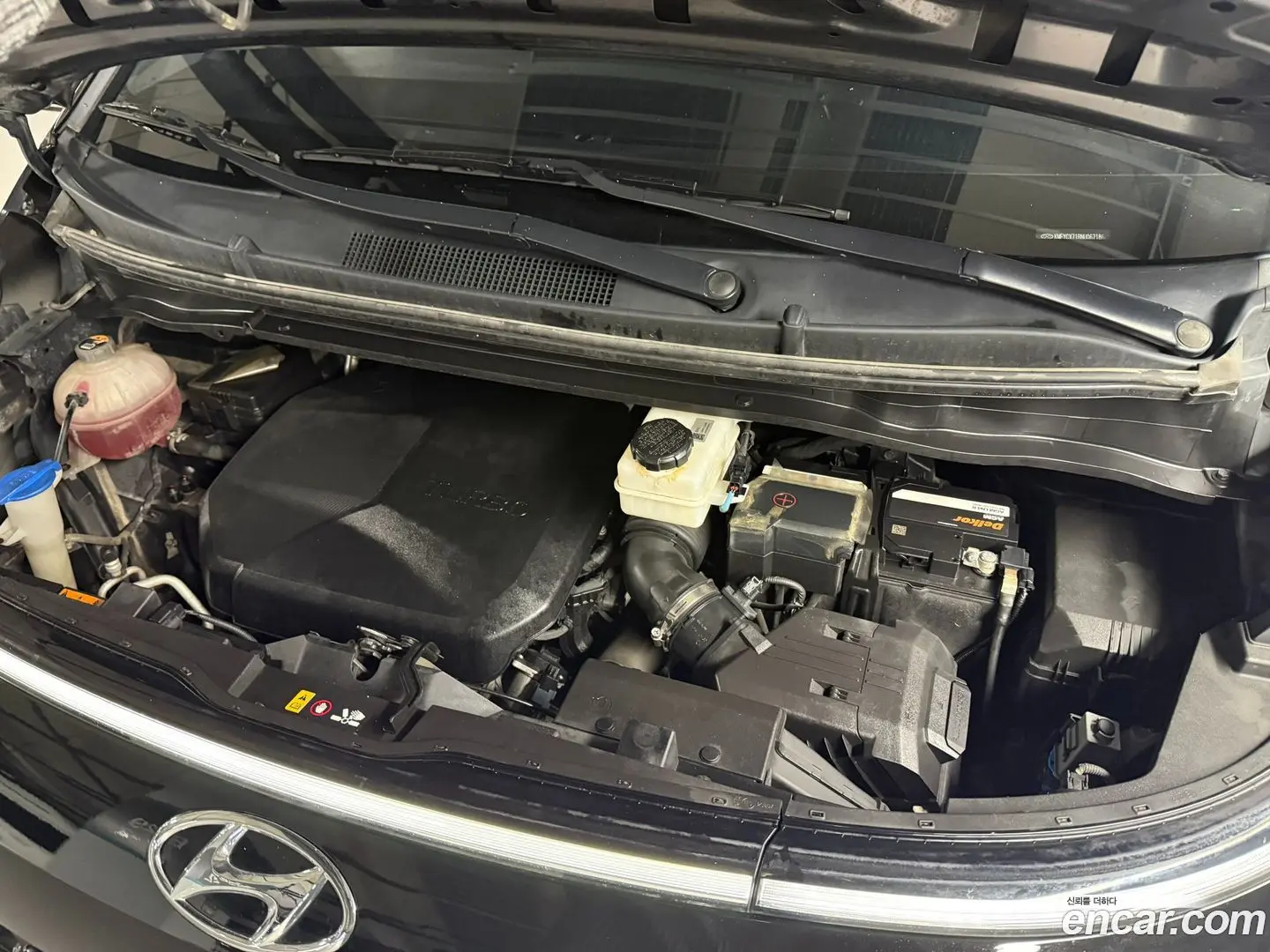 Hyundai Staria Cargo 5-Seater 2022