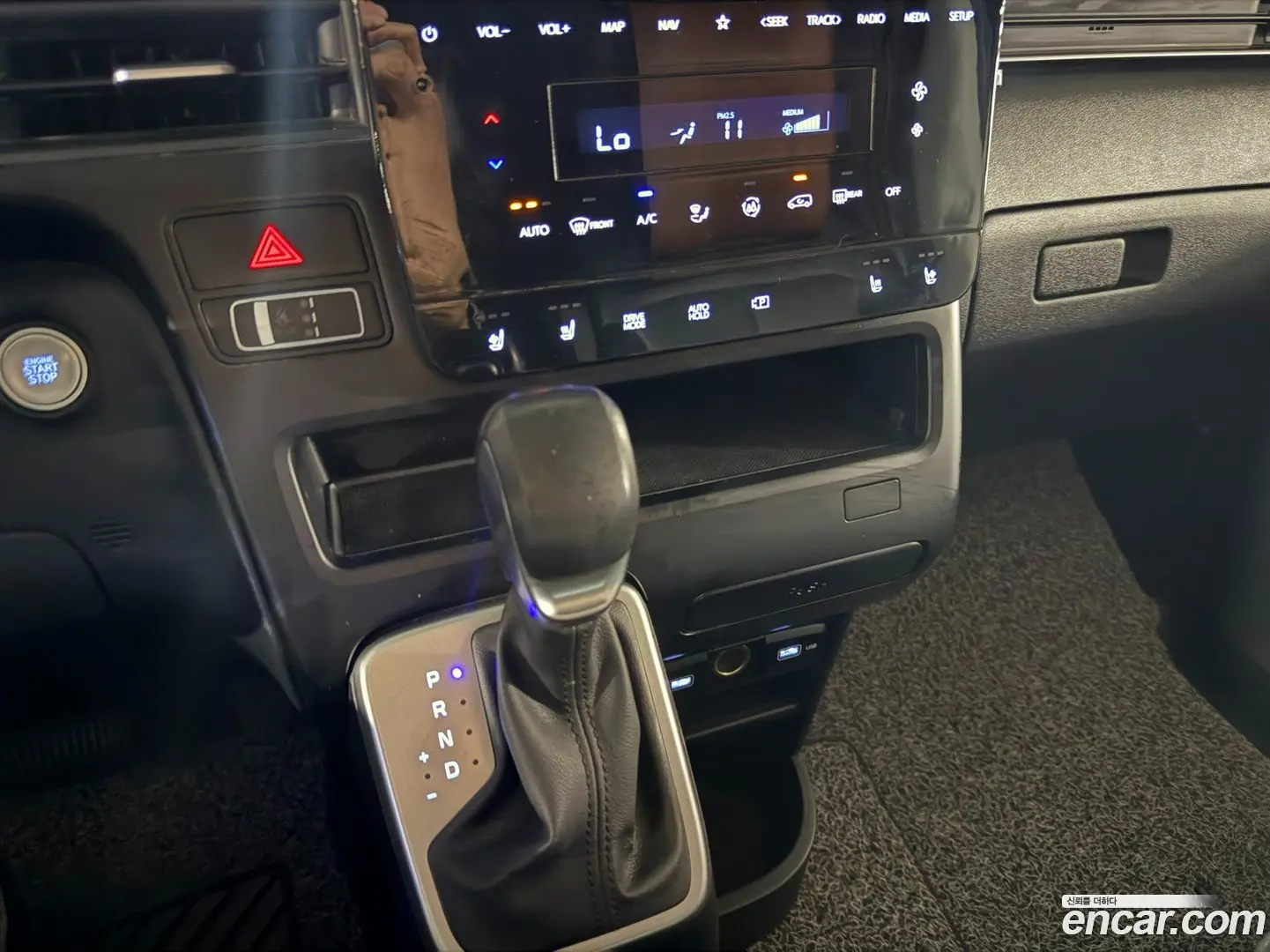 Hyundai Staria Cargo 5-Seater 2022