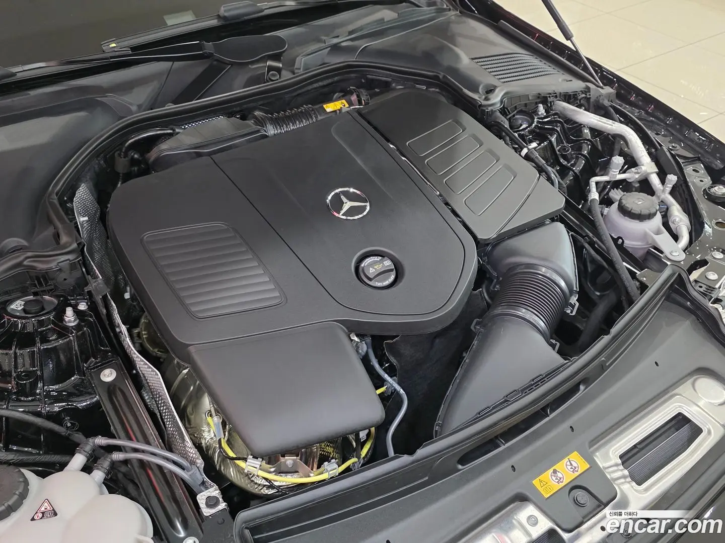 Mercedes-Benz C-Class C200 AMG Line