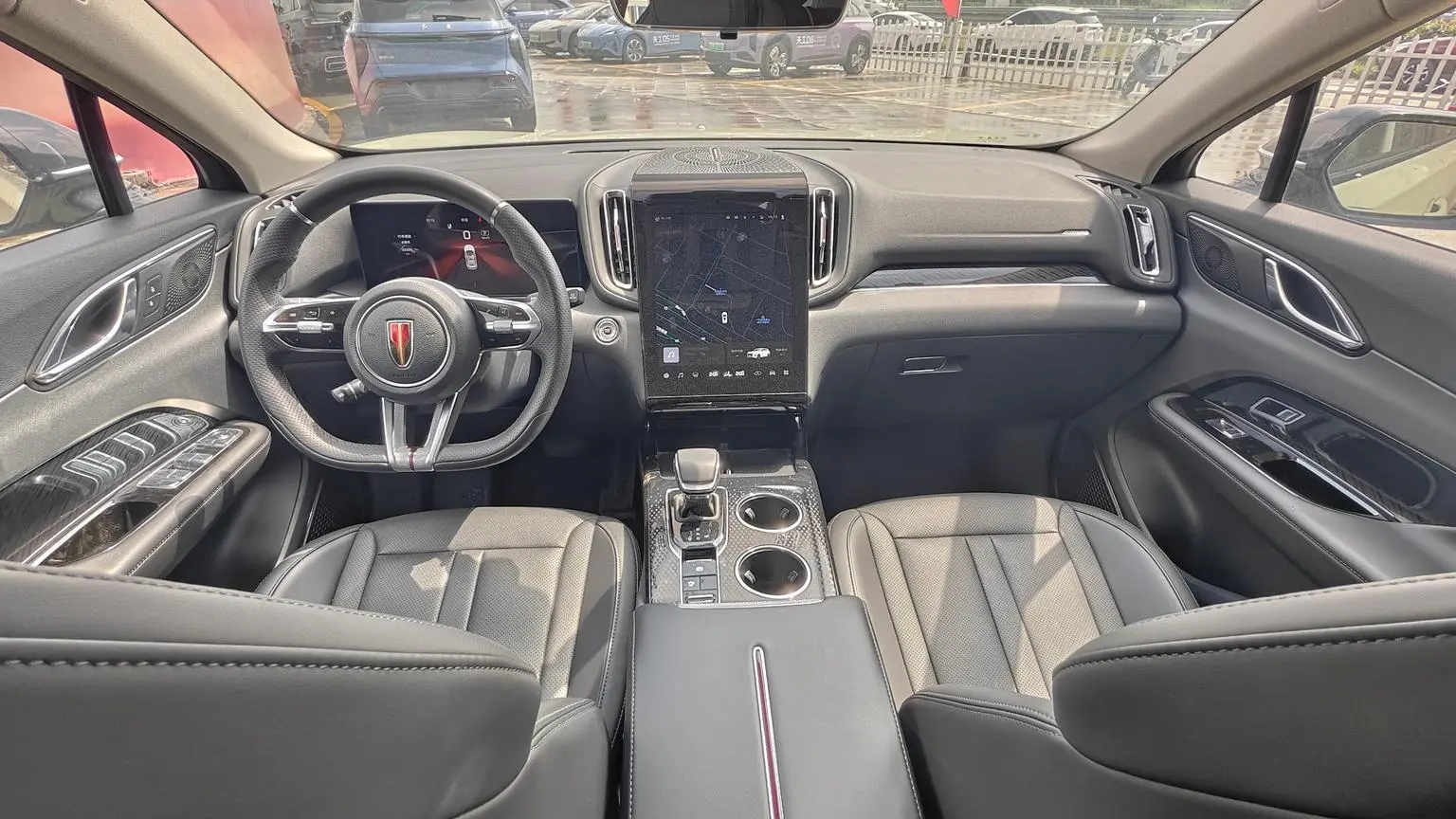 Hongqi HS3 2023 1.5T