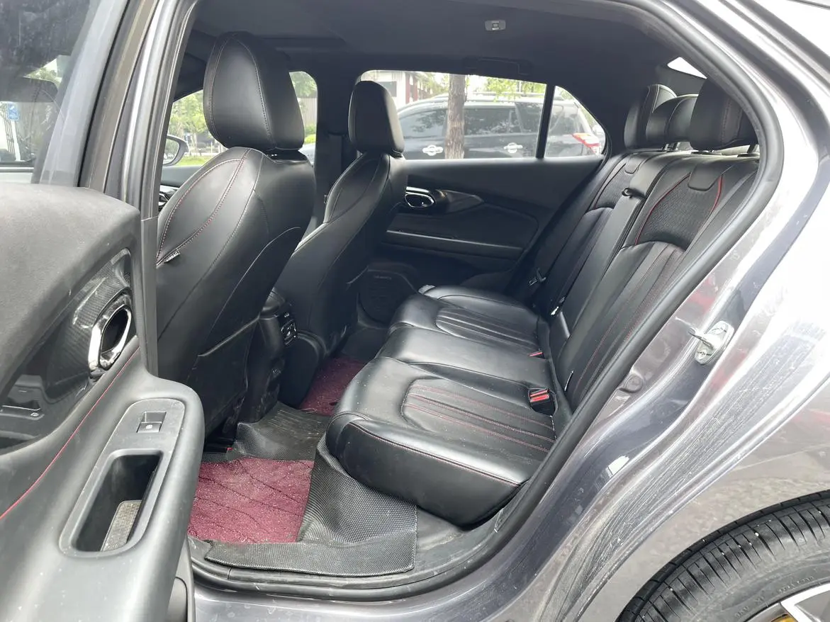 GAC Trumpchi Empow 2023 270T DCT J15