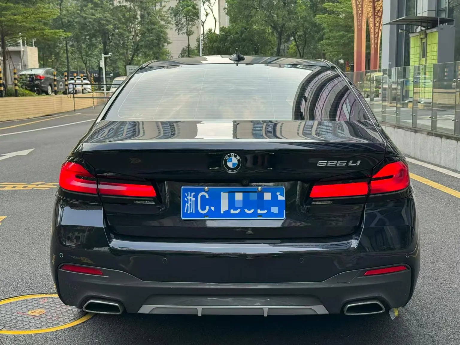 BMW 5 Series 2021 525Li M Sport Package
