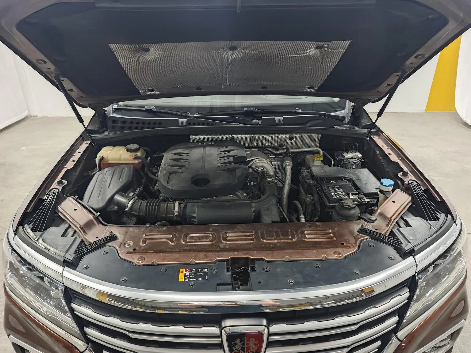 Roewe RX8 2018 30T Smart Connected 2WD Supreme