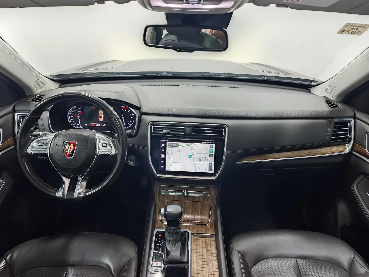 Roewe RX8 2018 30T Smart Connected 2WD Supreme