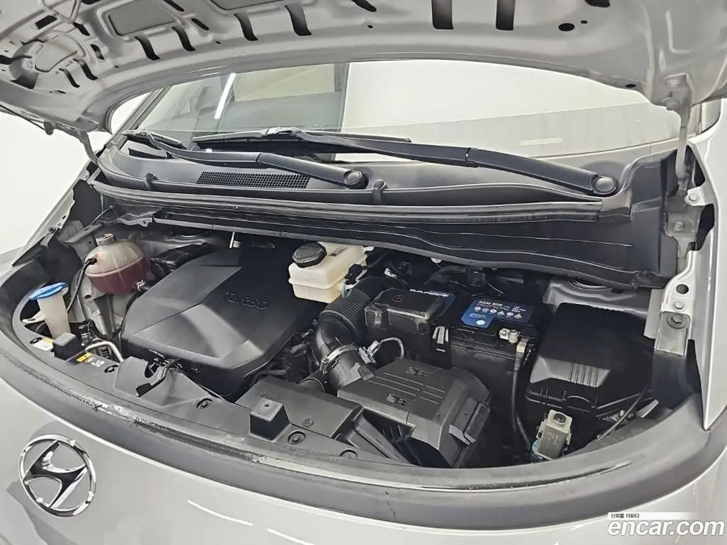 Hyundai Staria Cargo 5-Seater 2021