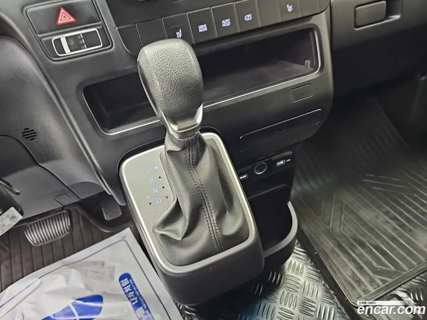 Hyundai Staria Cargo 5-Seater 2021