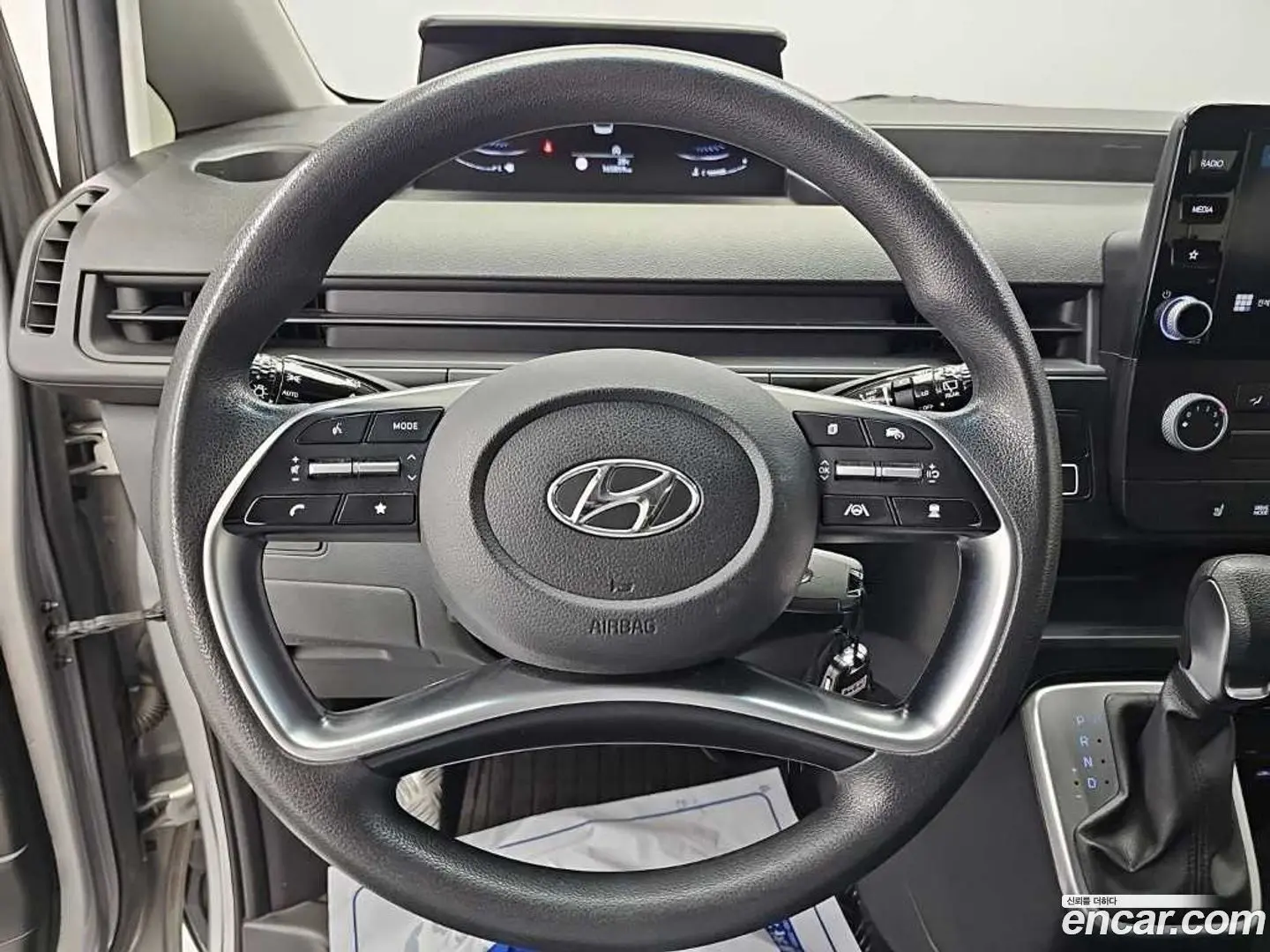Hyundai Staria Cargo 5-Seater 2021