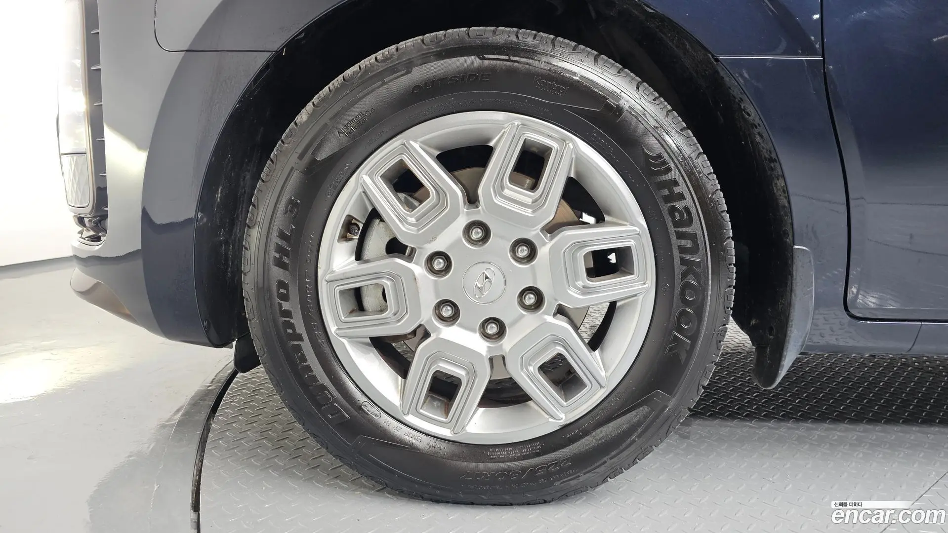 Hyundai Staria Cargo 5-Seater 2021