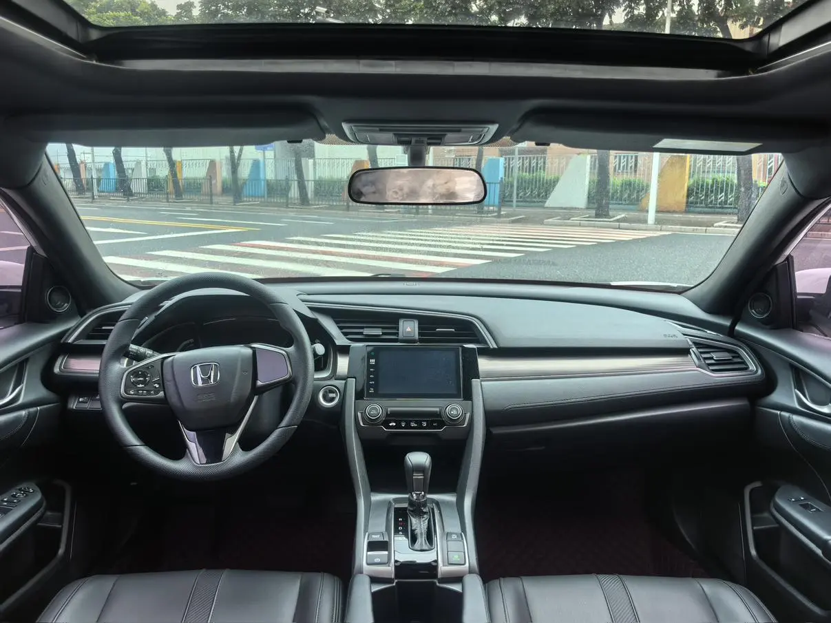 Honda Civic 2020 HATCHBACK 220TURBO CVT Sharp