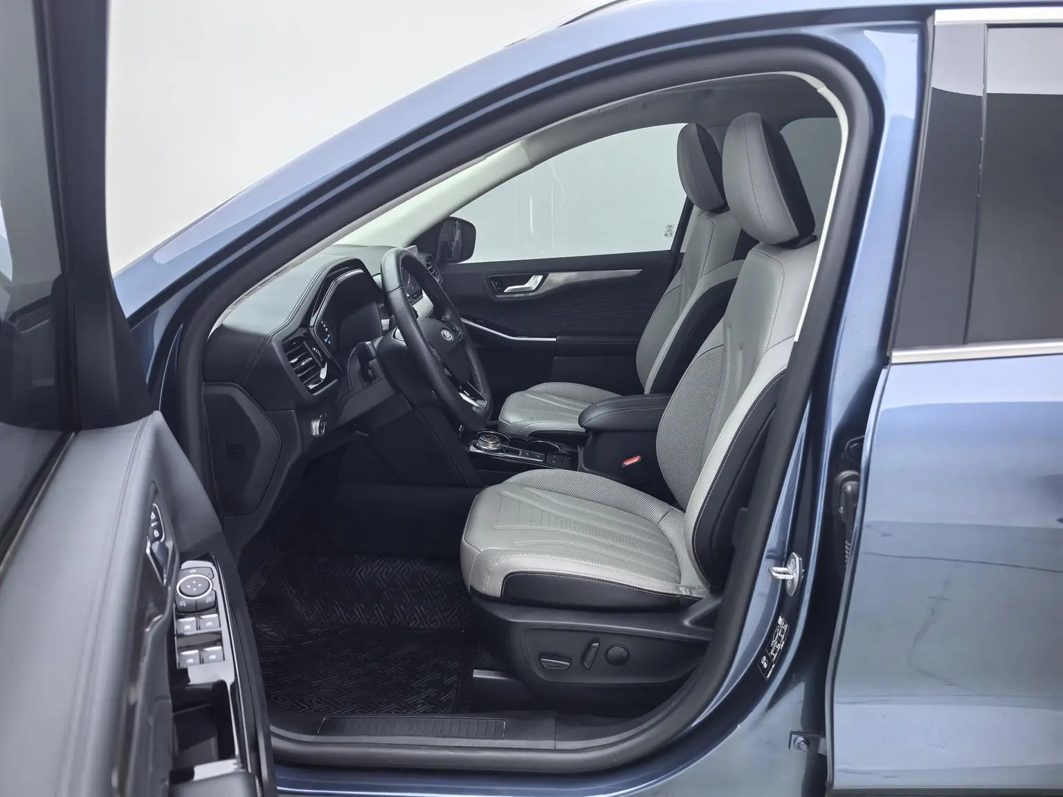 Ford Escape 2020 EcoBoost 245 2WD Shine