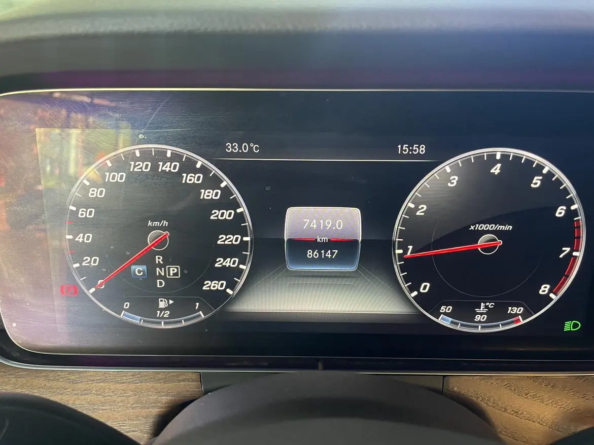 Mercedes-Benz E Class 2018 E 300 L Luxury