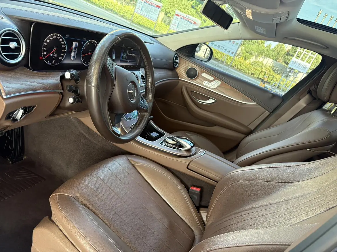 Mercedes-Benz E Class 2018 E 300 L Luxury
