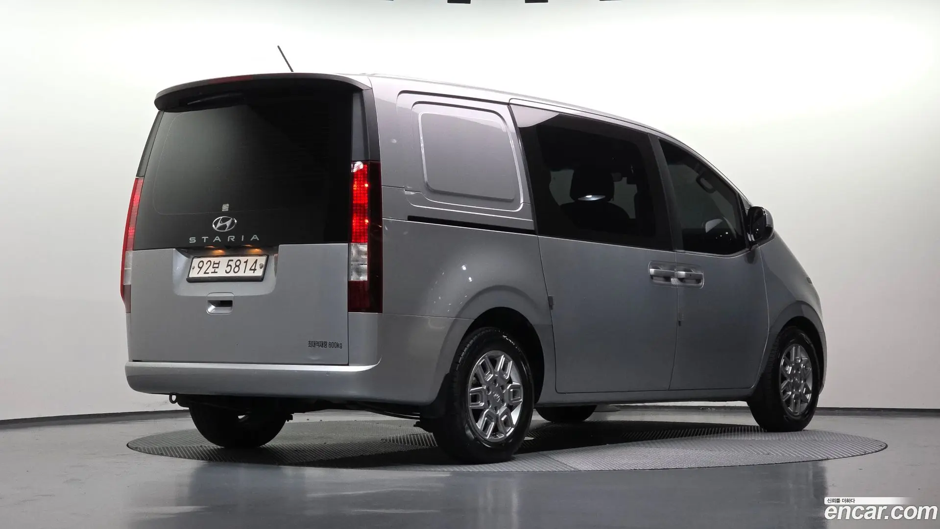 Hyundai Staria Cargo 5-Seater 2021