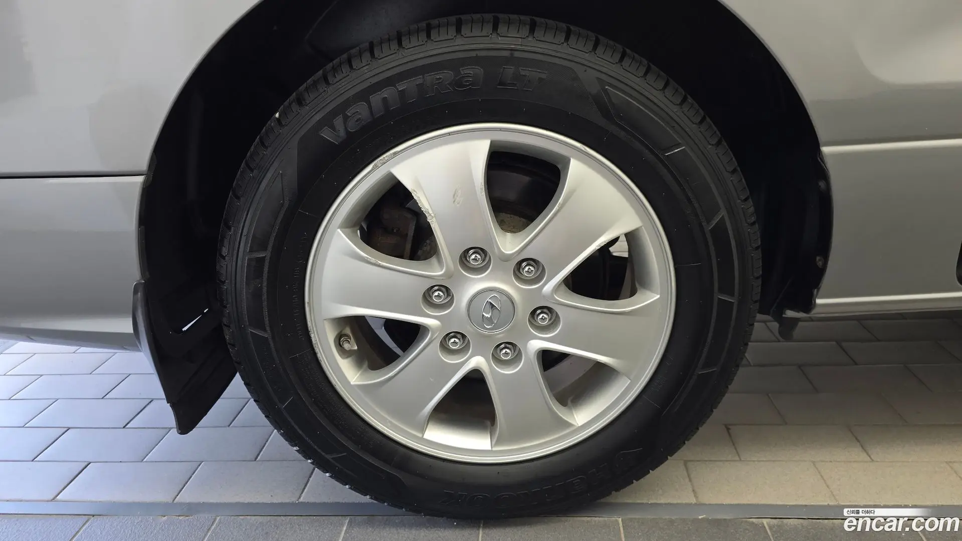 Hyundai Starex High Roof