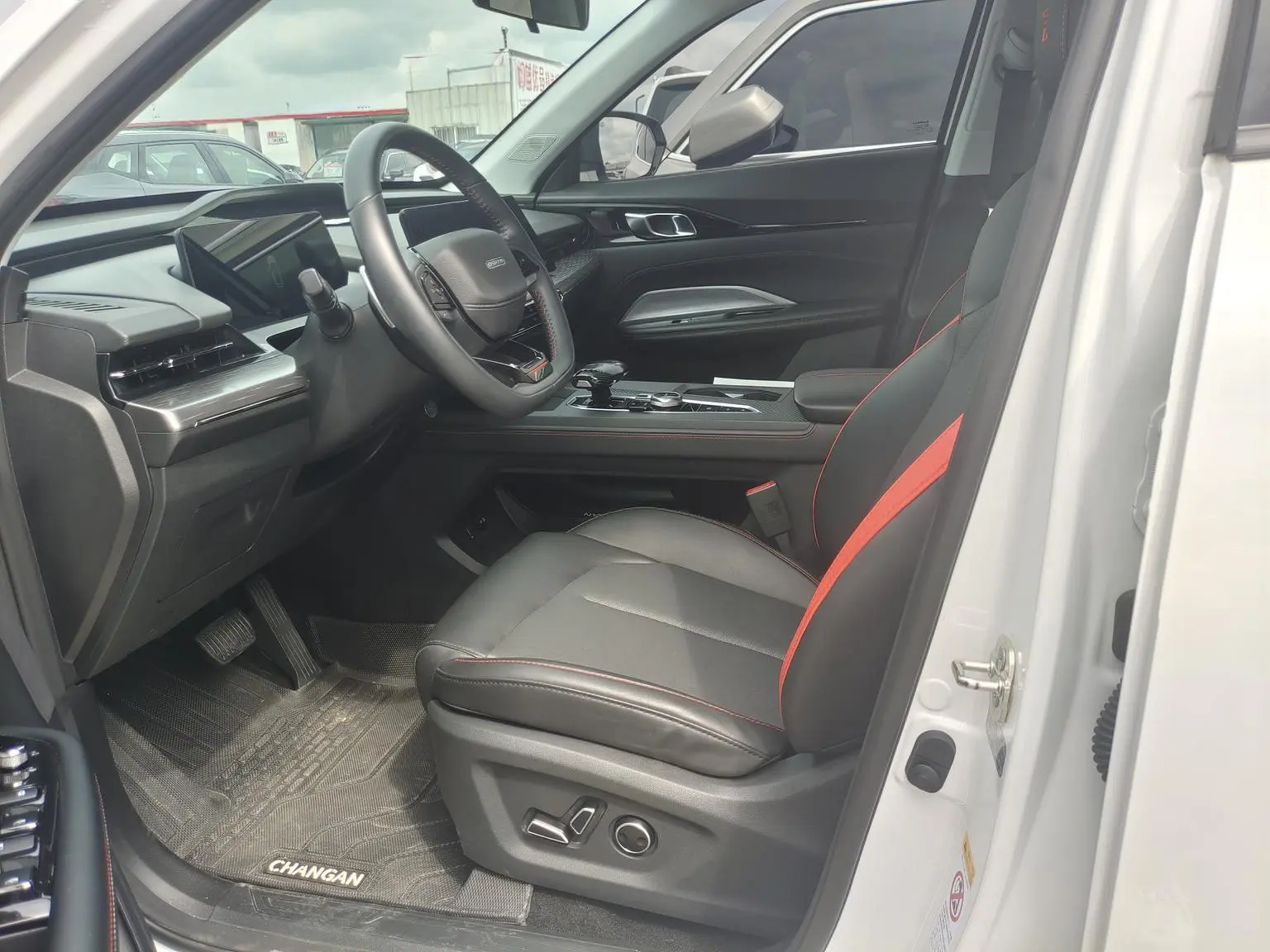 Changan Oshan Z6 2023 Blue Whale 1.5T DCT Smart Leading