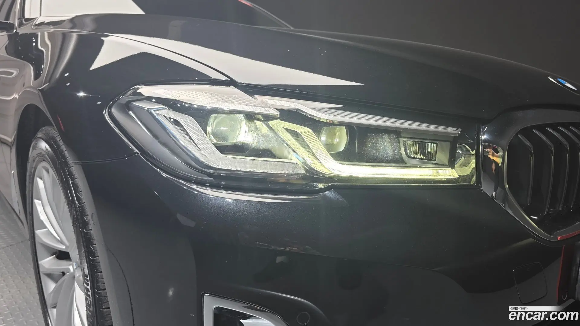 BMW 5-Series 520i Luxury 2020