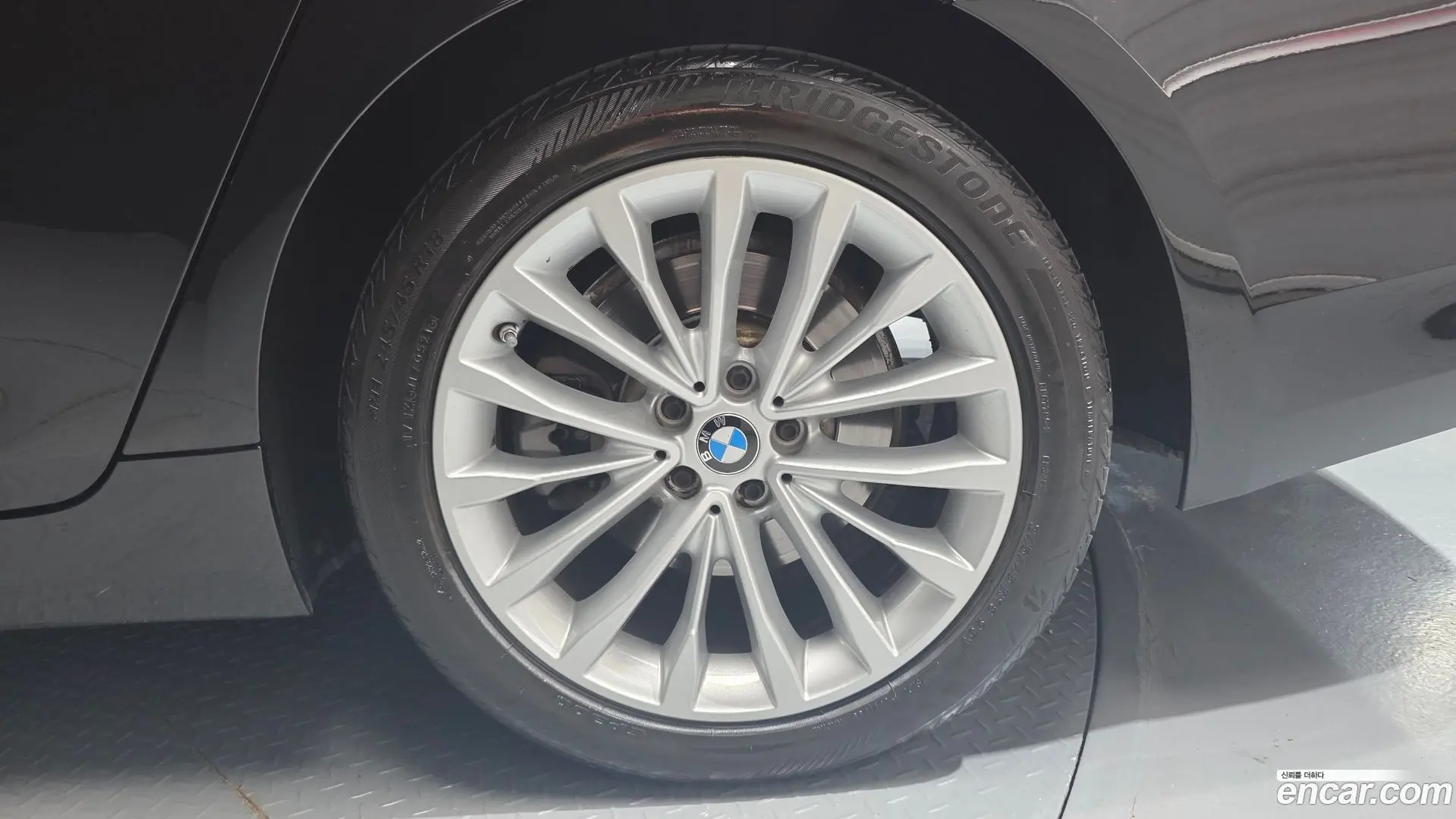 BMW 5-Series 520i Luxury 2020