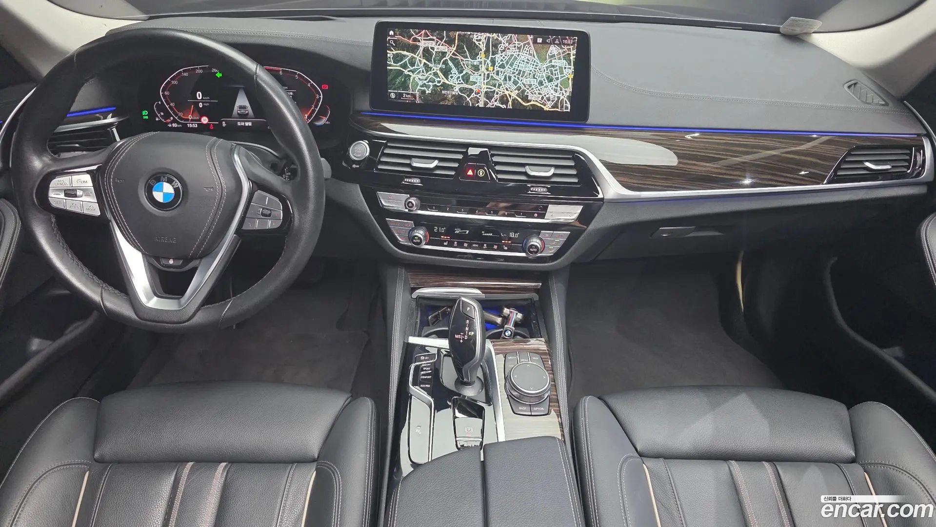 BMW 5-Series 520i Luxury 2020
