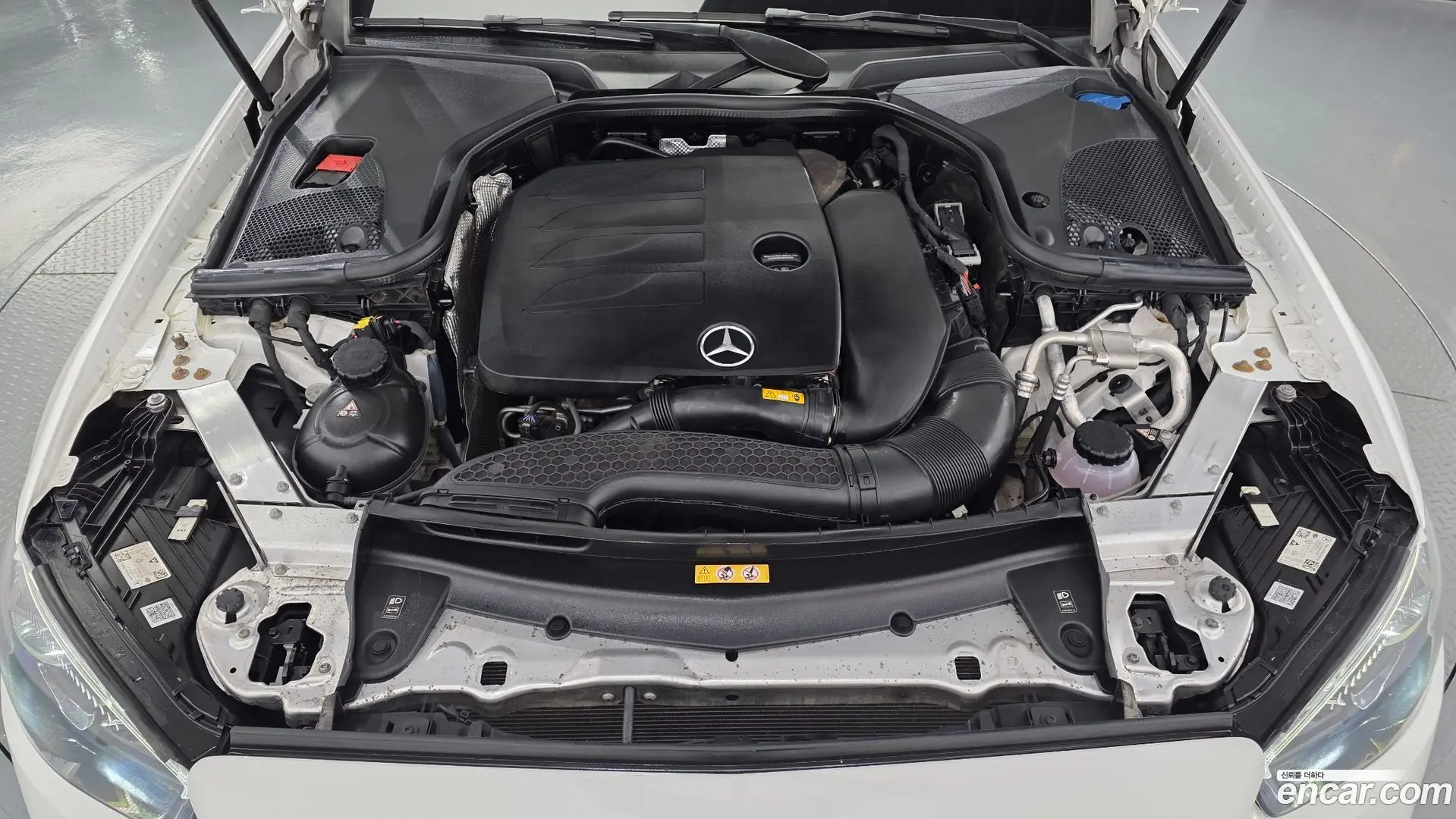 Mercedes-Benz E-Class E350 4MATIC Avantgarde
