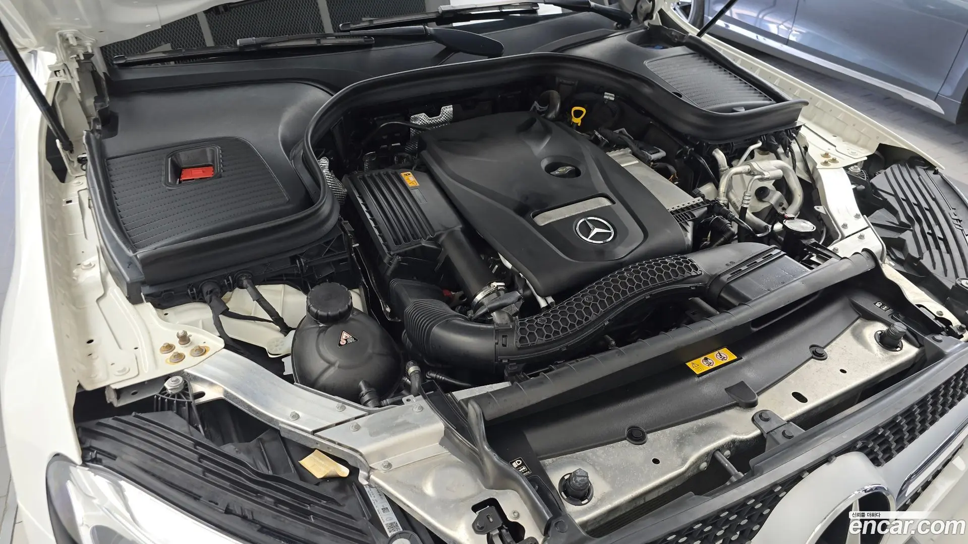 Mercedes-Benz GLC-Class GCL300 4MATIC Coupe