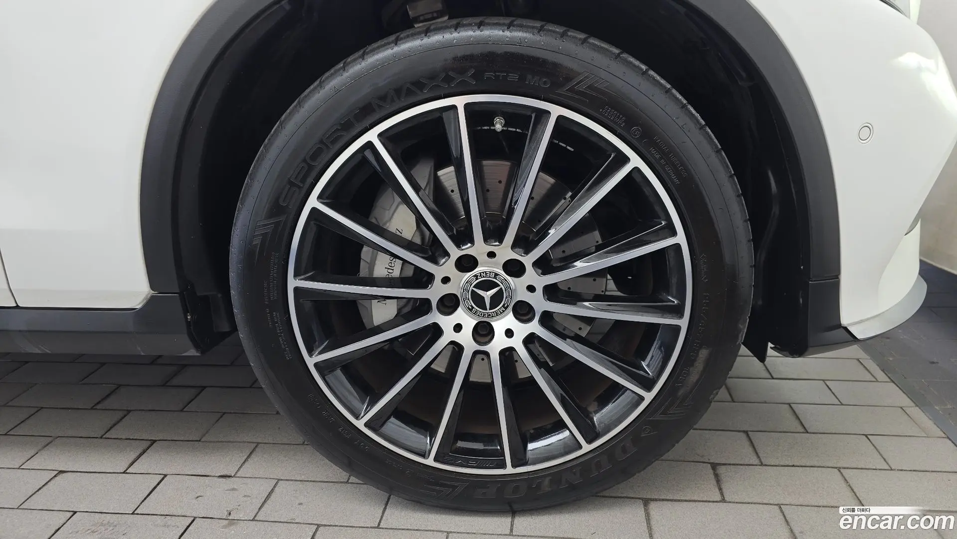 Mercedes-Benz GLC-Class GCL300 4MATIC Coupe